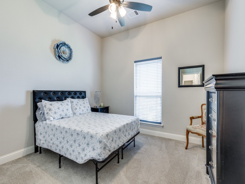 400 Christian Way, Azle, TX, 76020