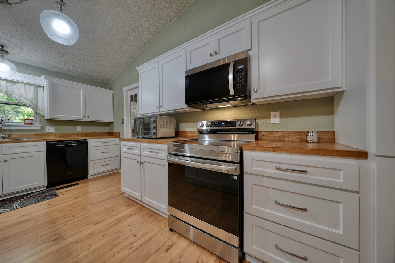 114 E Hideaway Lane, Hideaway, TX, 75771