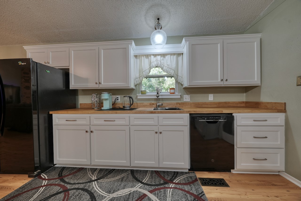 114 E Hideaway Lane, Hideaway, TX, 75771
