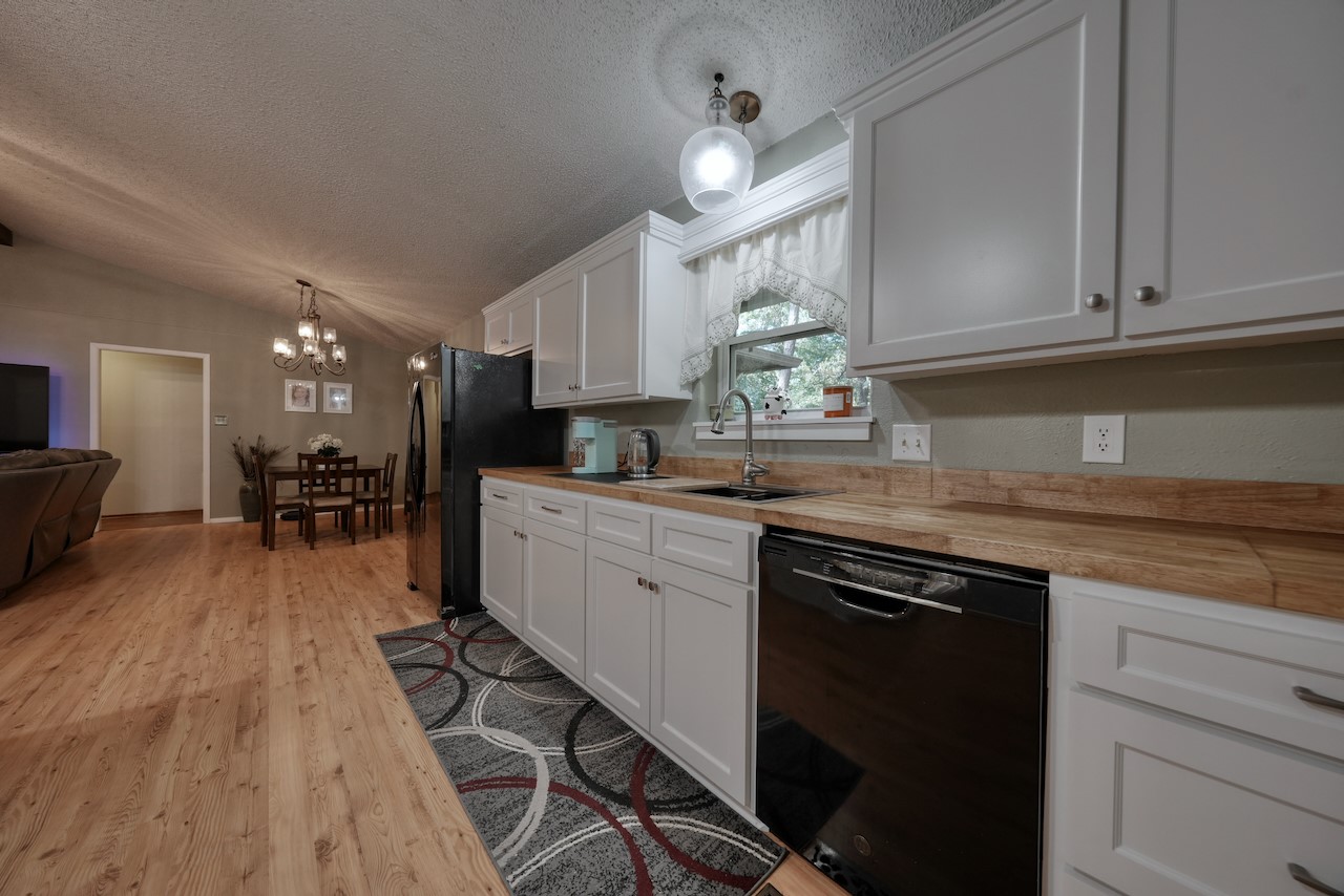 114 E Hideaway Lane, Hideaway, TX, 75771