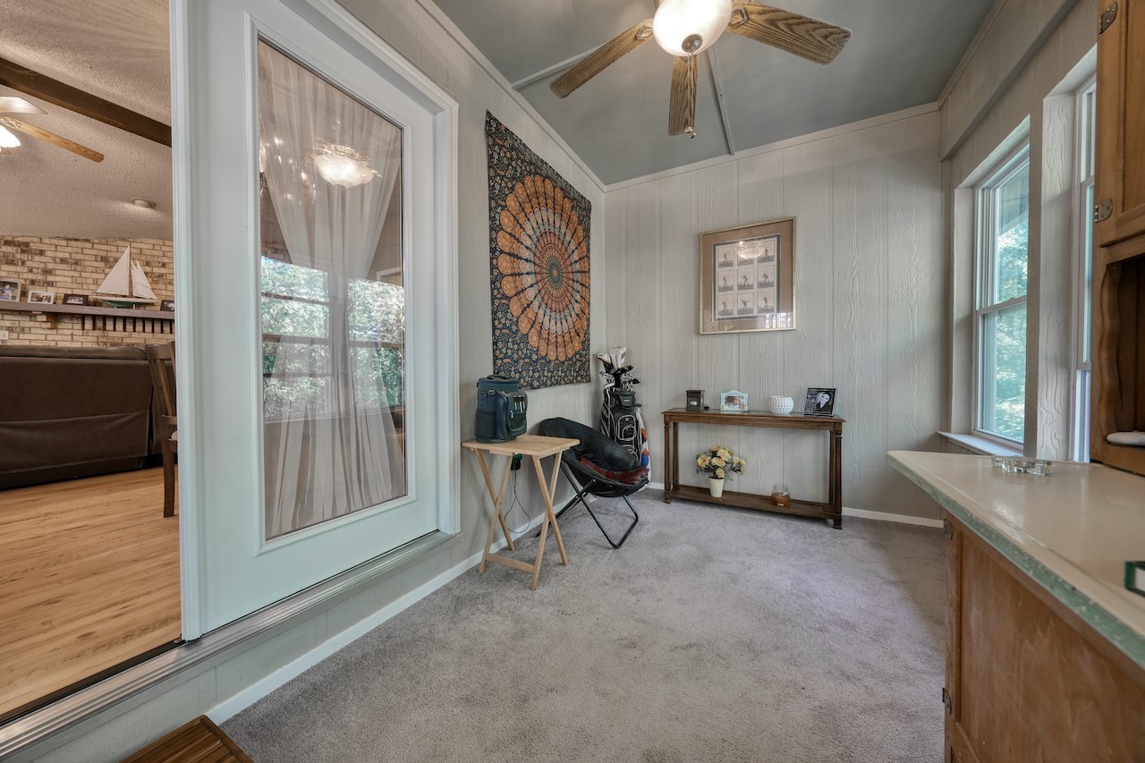 114 E Hideaway Lane, Hideaway, TX, 75771