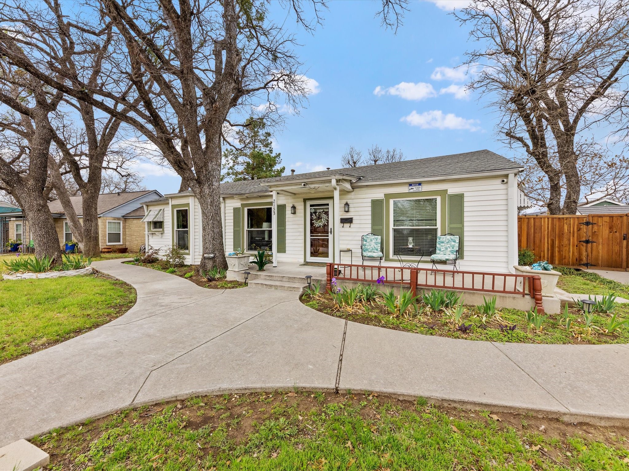 2153 W Lotus Avenue, Fort Worth, TX, 76111