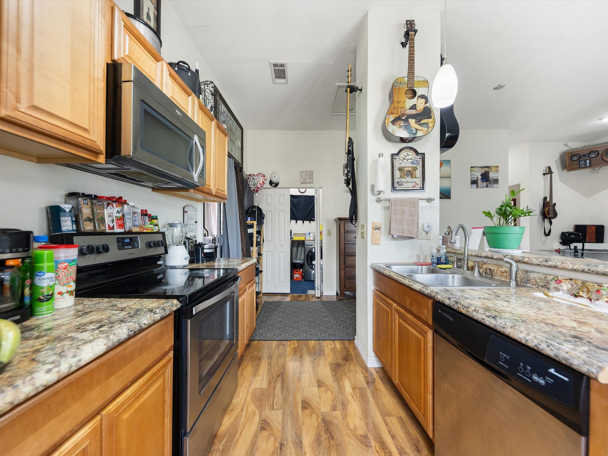 2153 W Lotus Avenue, Fort Worth, TX, 76111