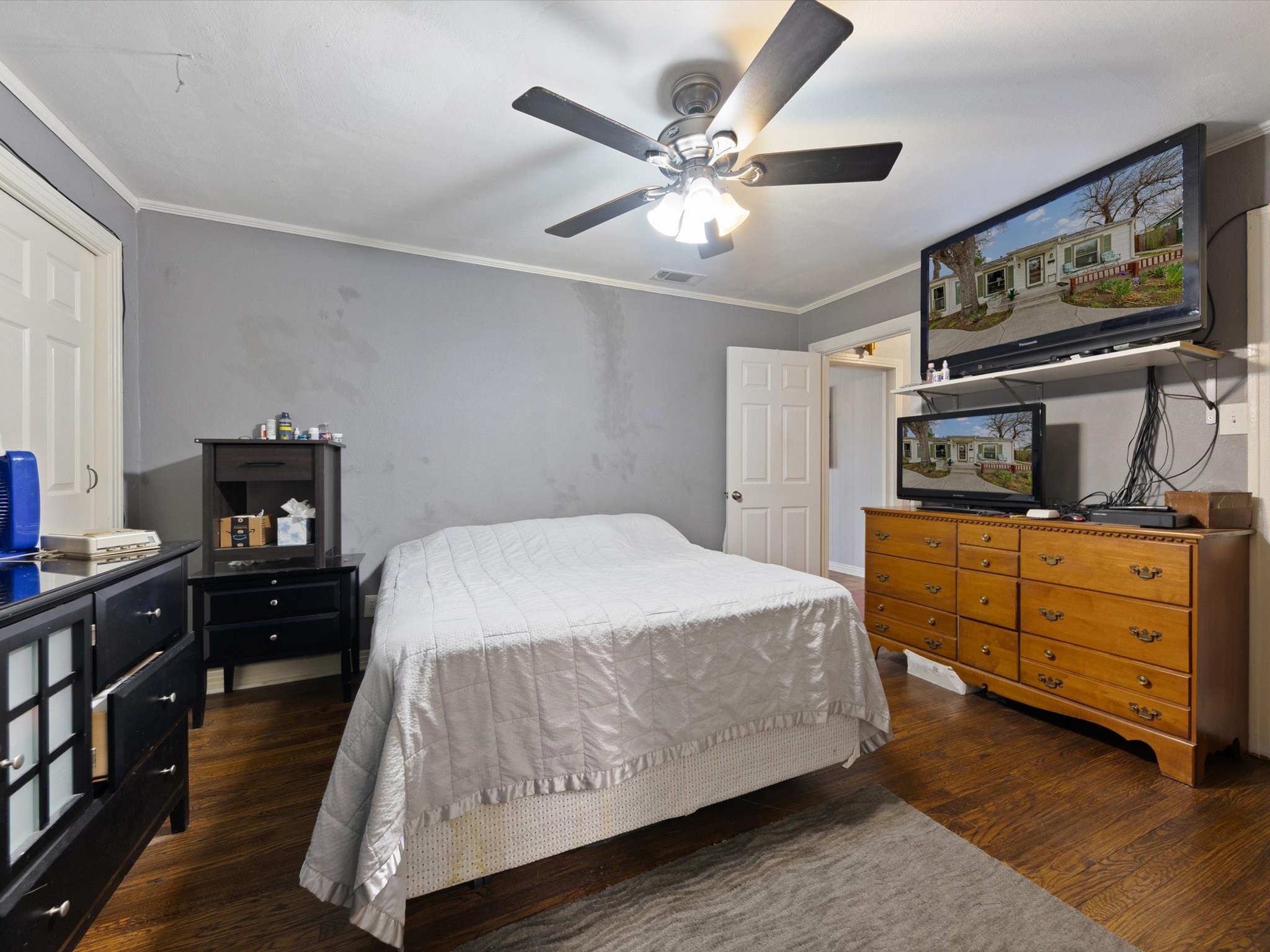 2153 W Lotus Avenue, Fort Worth, TX, 76111