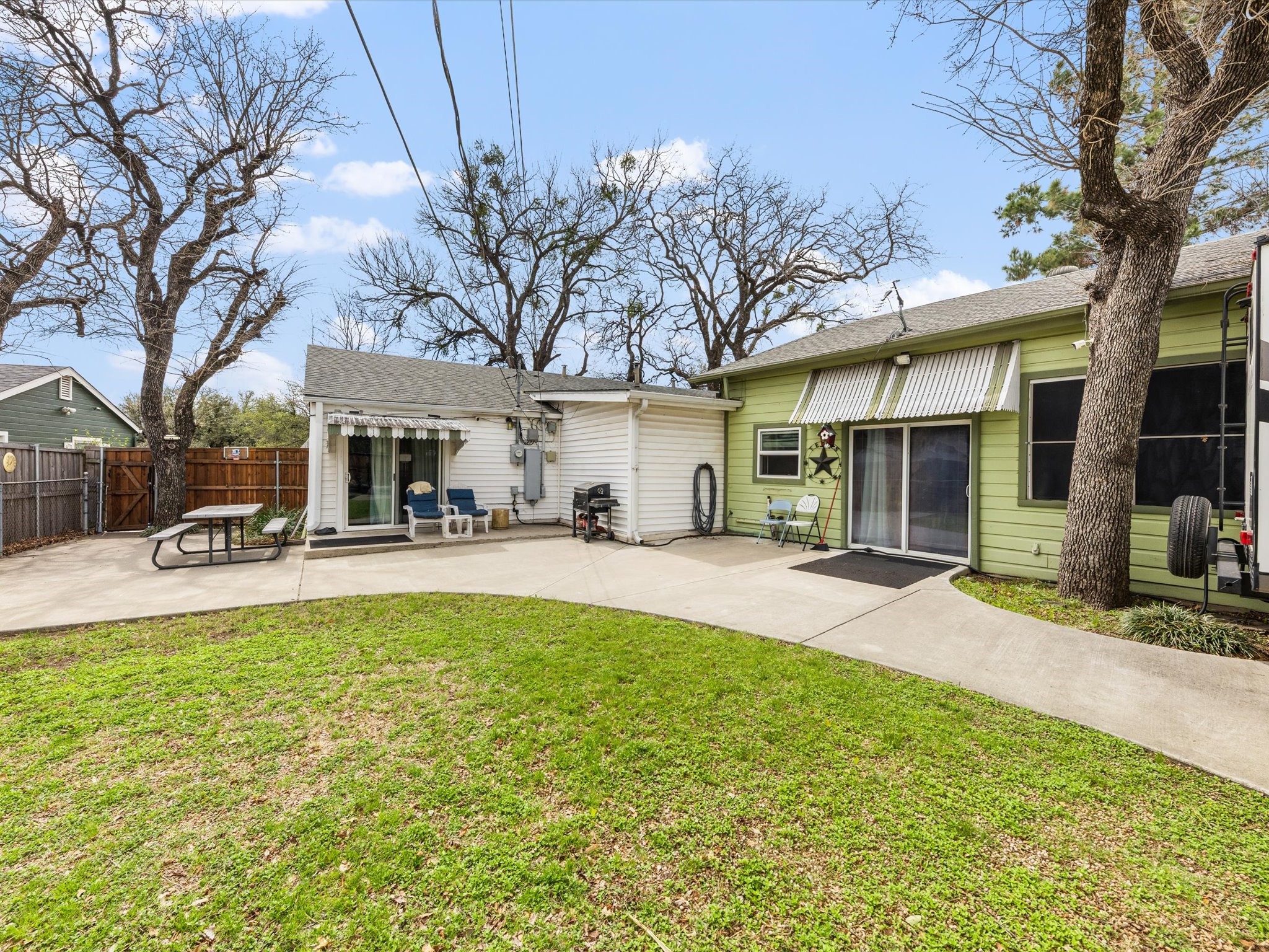 2153 W Lotus Avenue, Fort Worth, TX, 76111