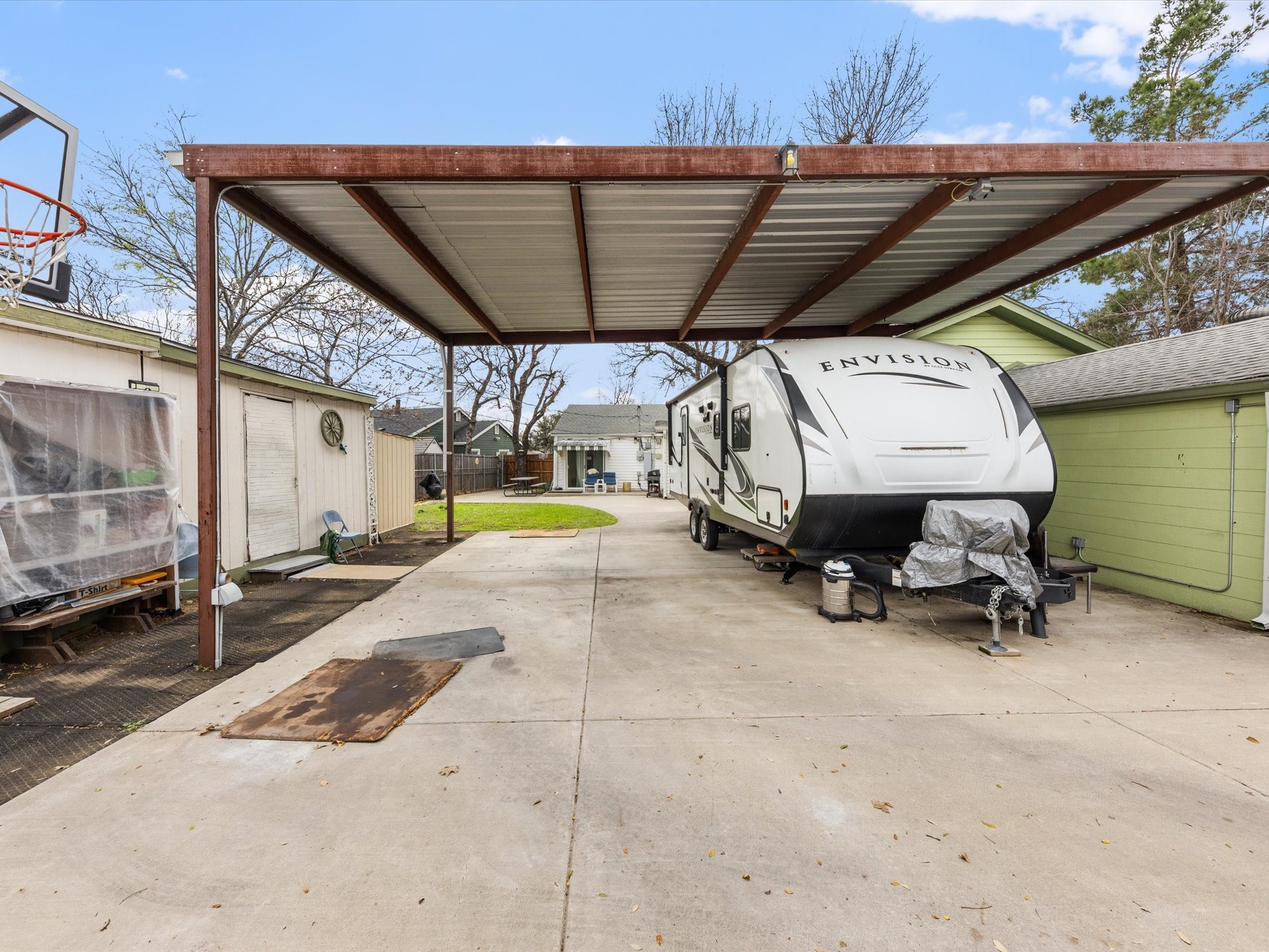 2153 W Lotus Avenue, Fort Worth, TX, 76111