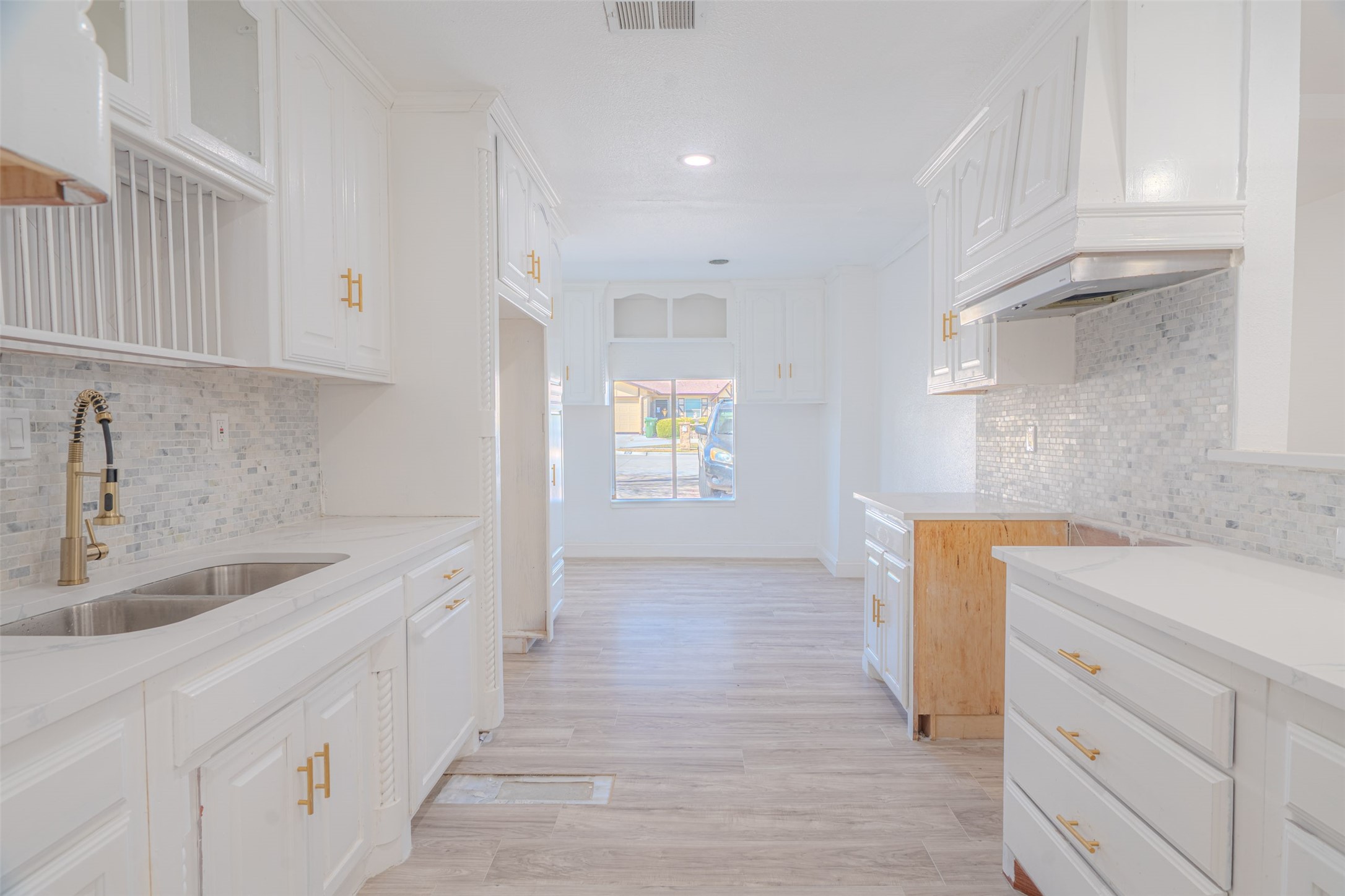 1022 Shenandoah Drive, Arlington, TX, 76014