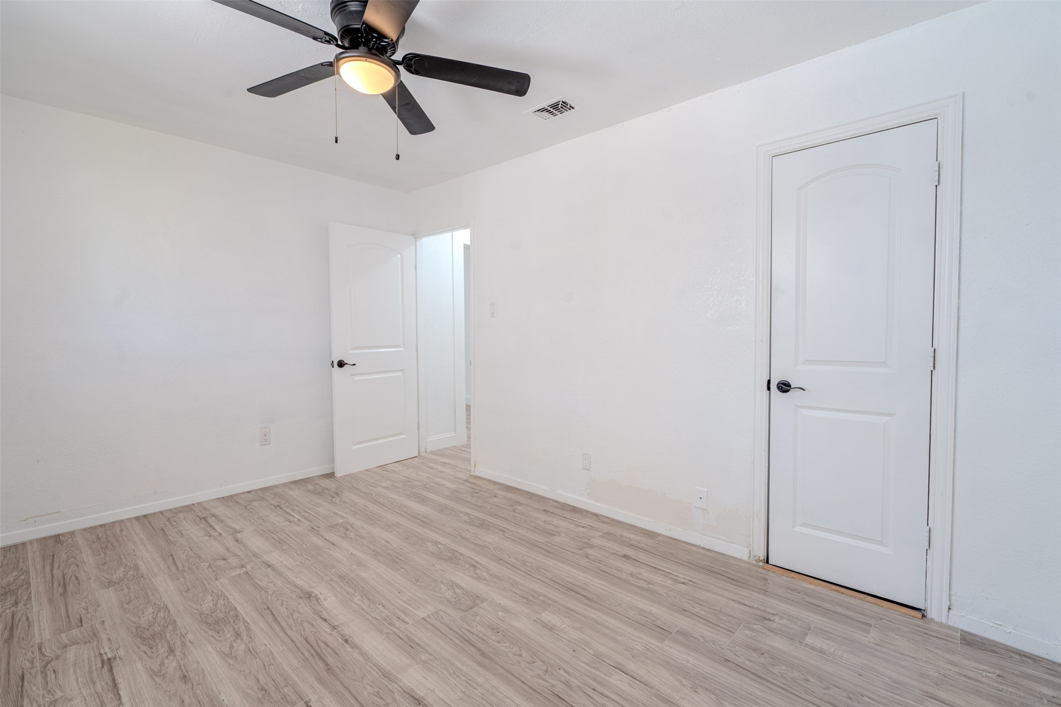 1022 Shenandoah Drive, Arlington, TX, 76014