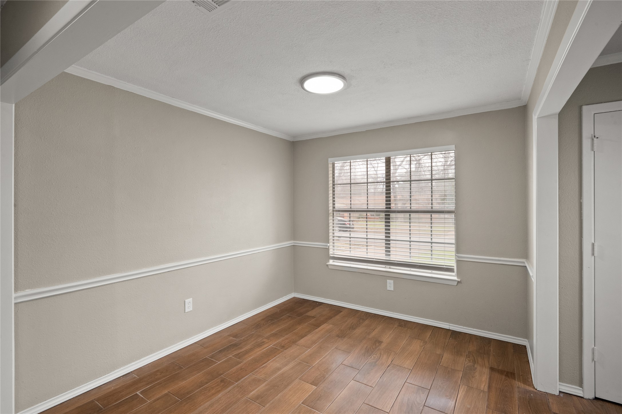 1710 Sylvan Drive, Arlington, TX, 76012