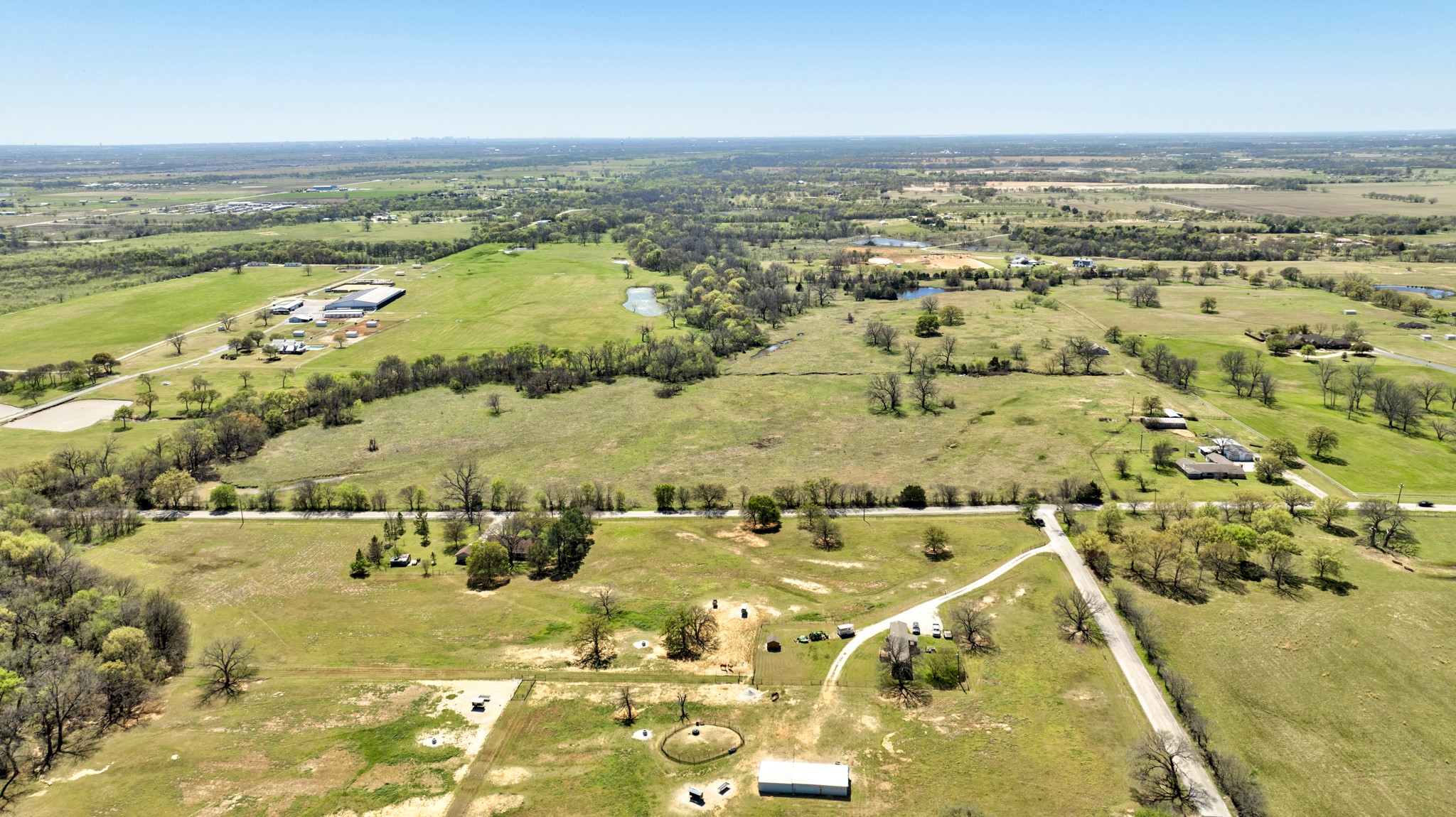 Property photo 02 of 12592 Friendship Road Pilot, Point, TX 76258 | MLS #21205320
