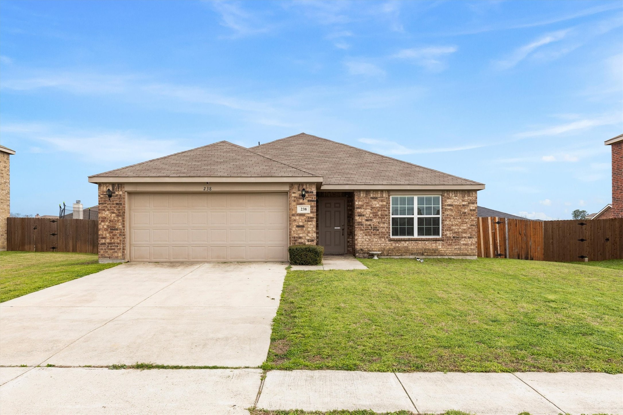 Property photo 04 of 238 Willow Creek Lane, Terrell, TX 75160 | MLS #21205333