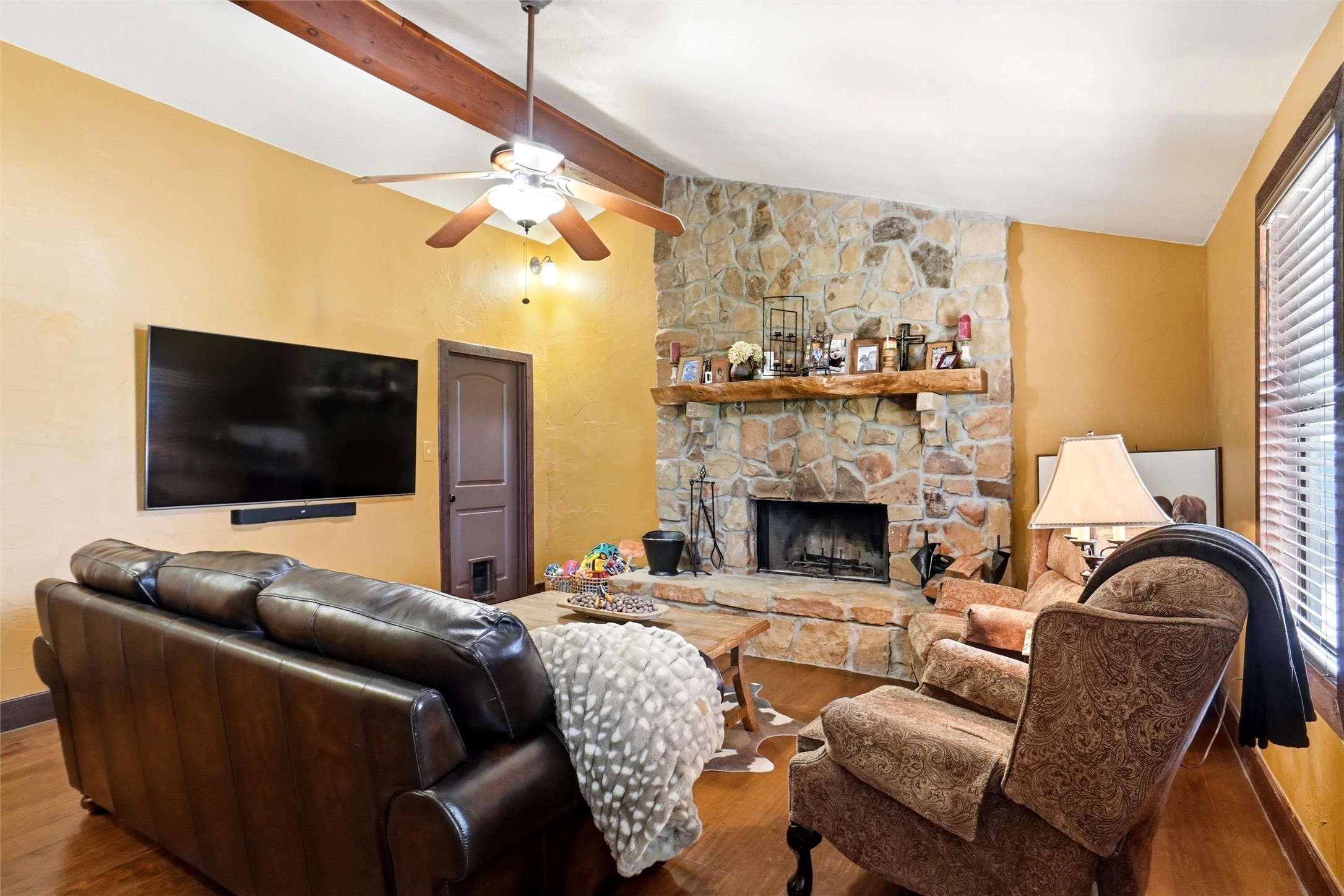 Property photo 04 of 4987 Veal Station Road, Weatherford, TX 76085 | MLS #21205507