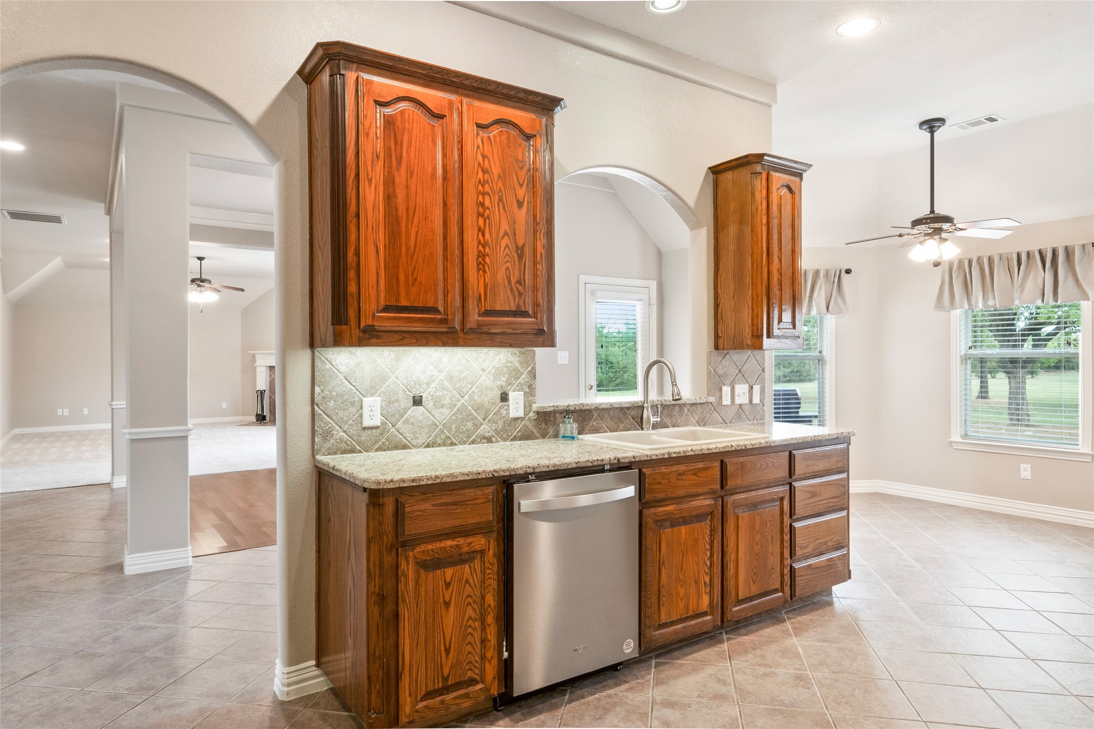 6713 Mustang Trail, Sanger, TX, 76266