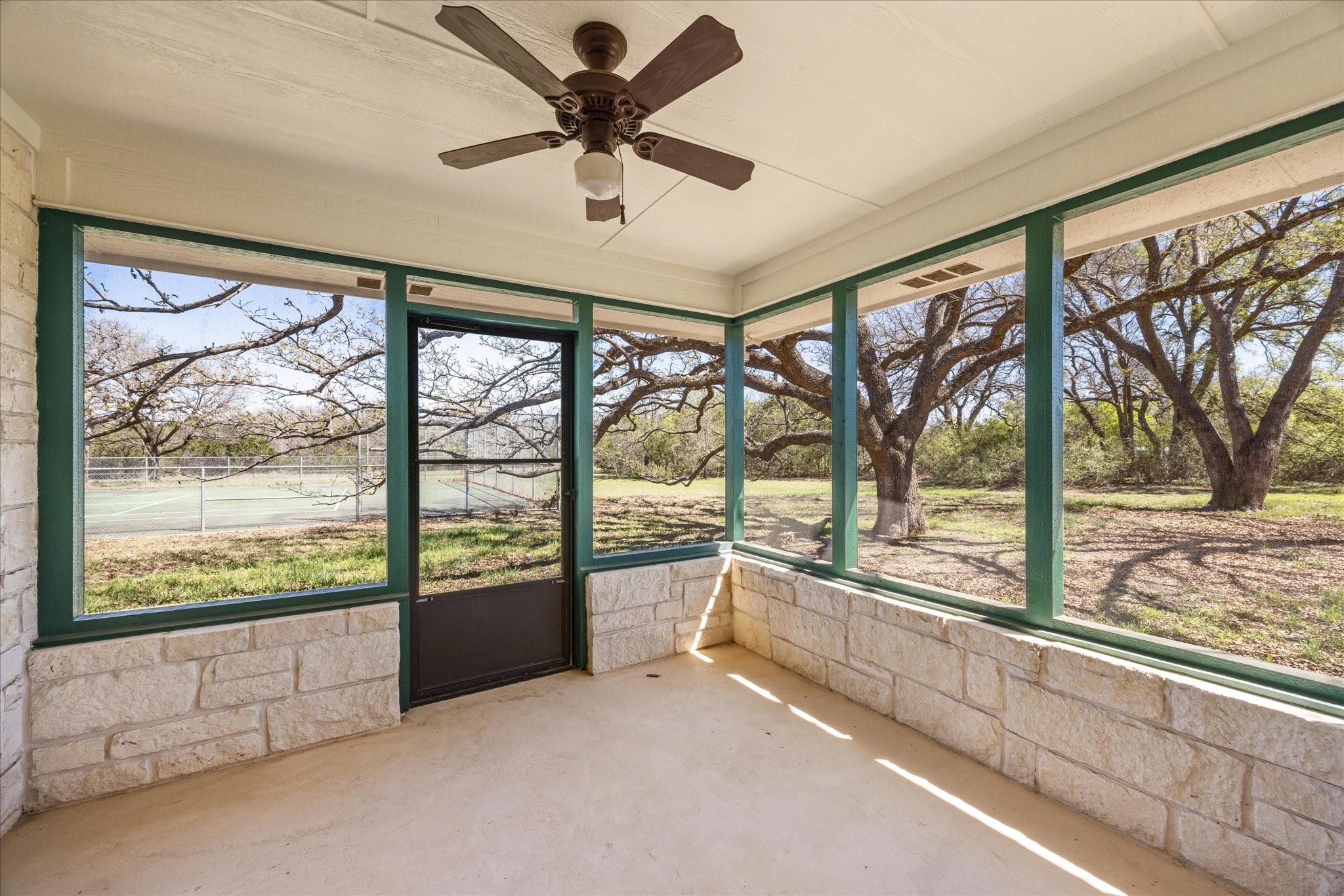 1118 County Road 325, Glen Rose, TX, 76043