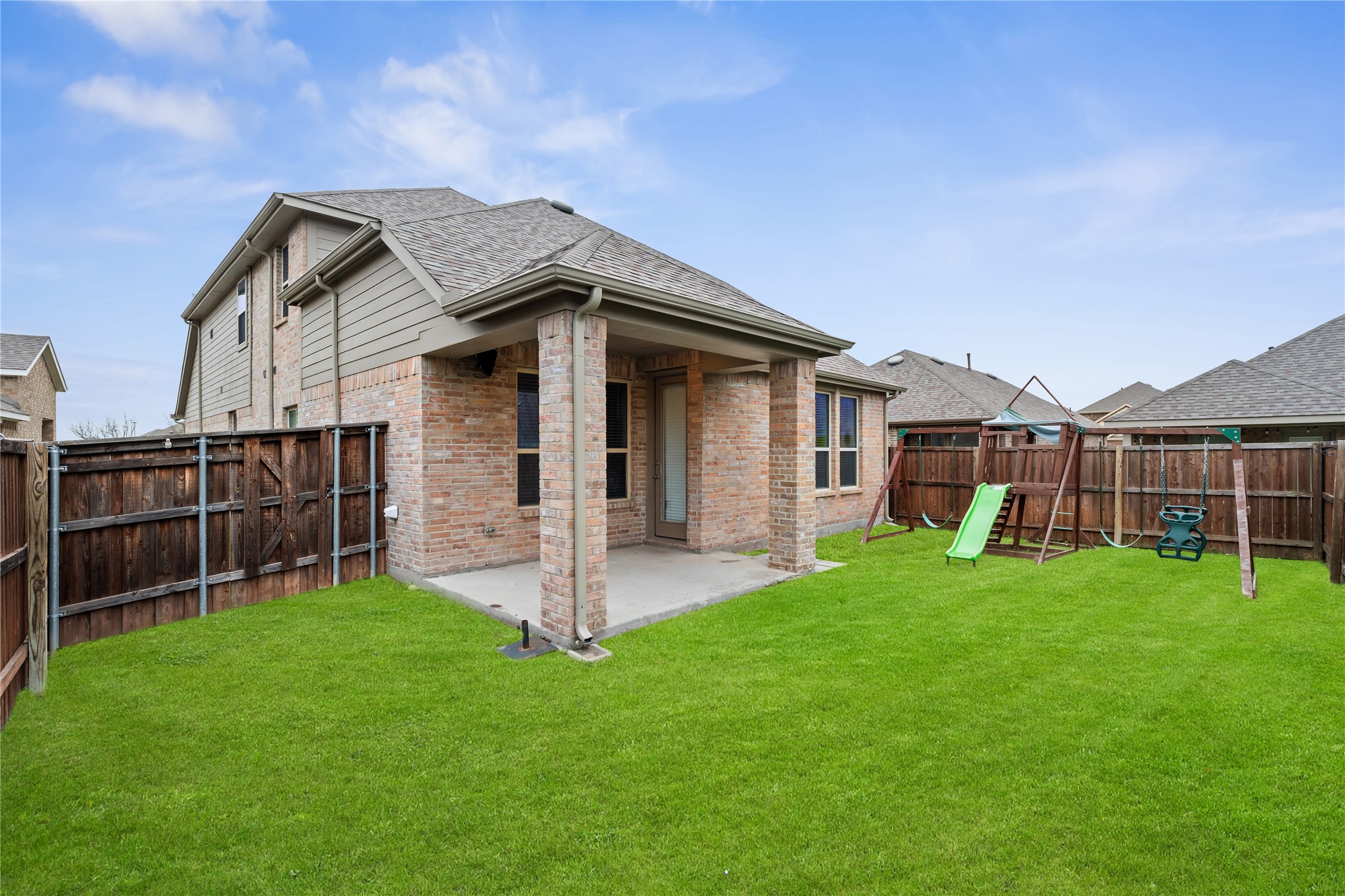 2901 Hobby Drive, Forney, TX, 75126