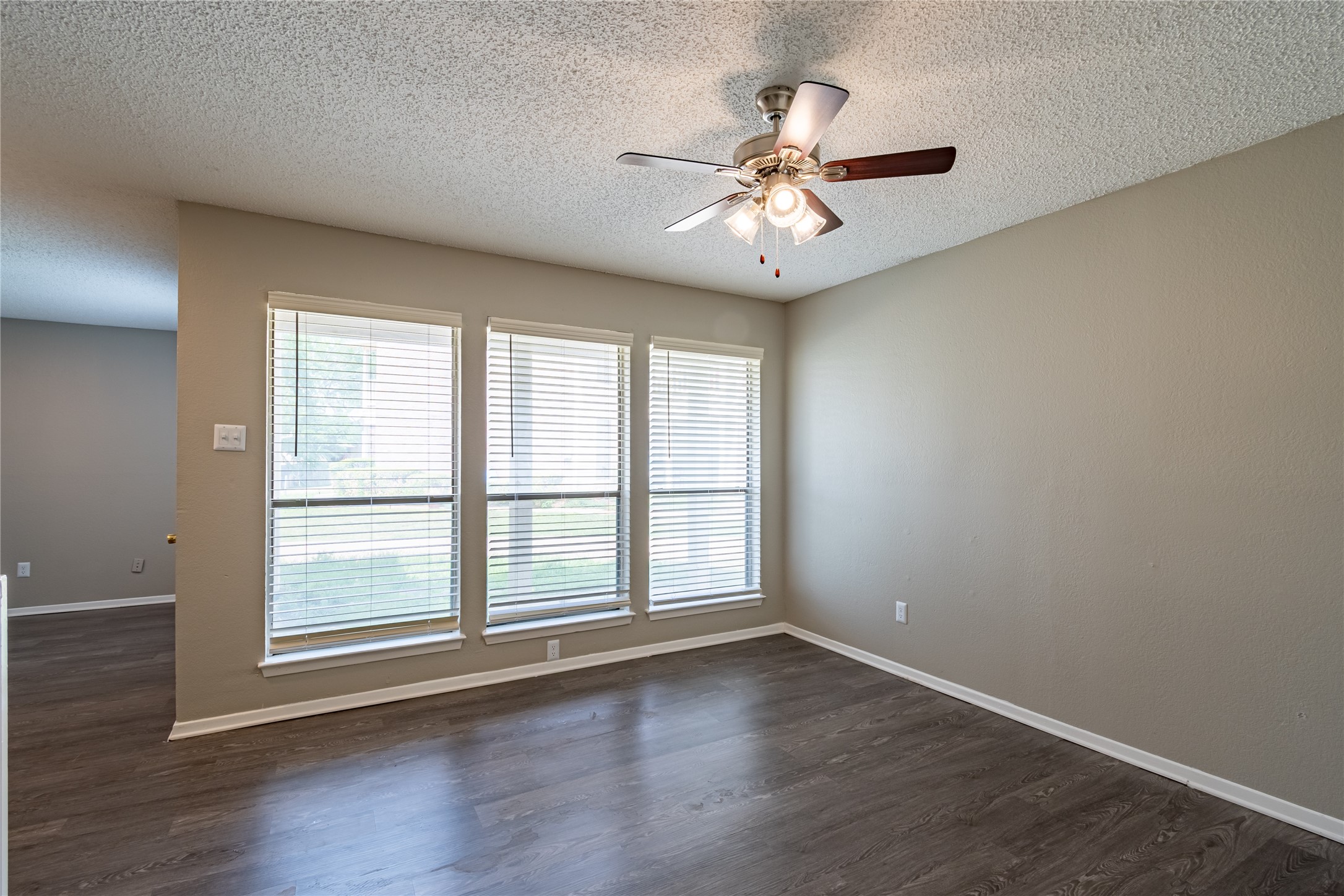 806 Treadwell Court UNIT&nbsp;B, Hurst, TX, 76053