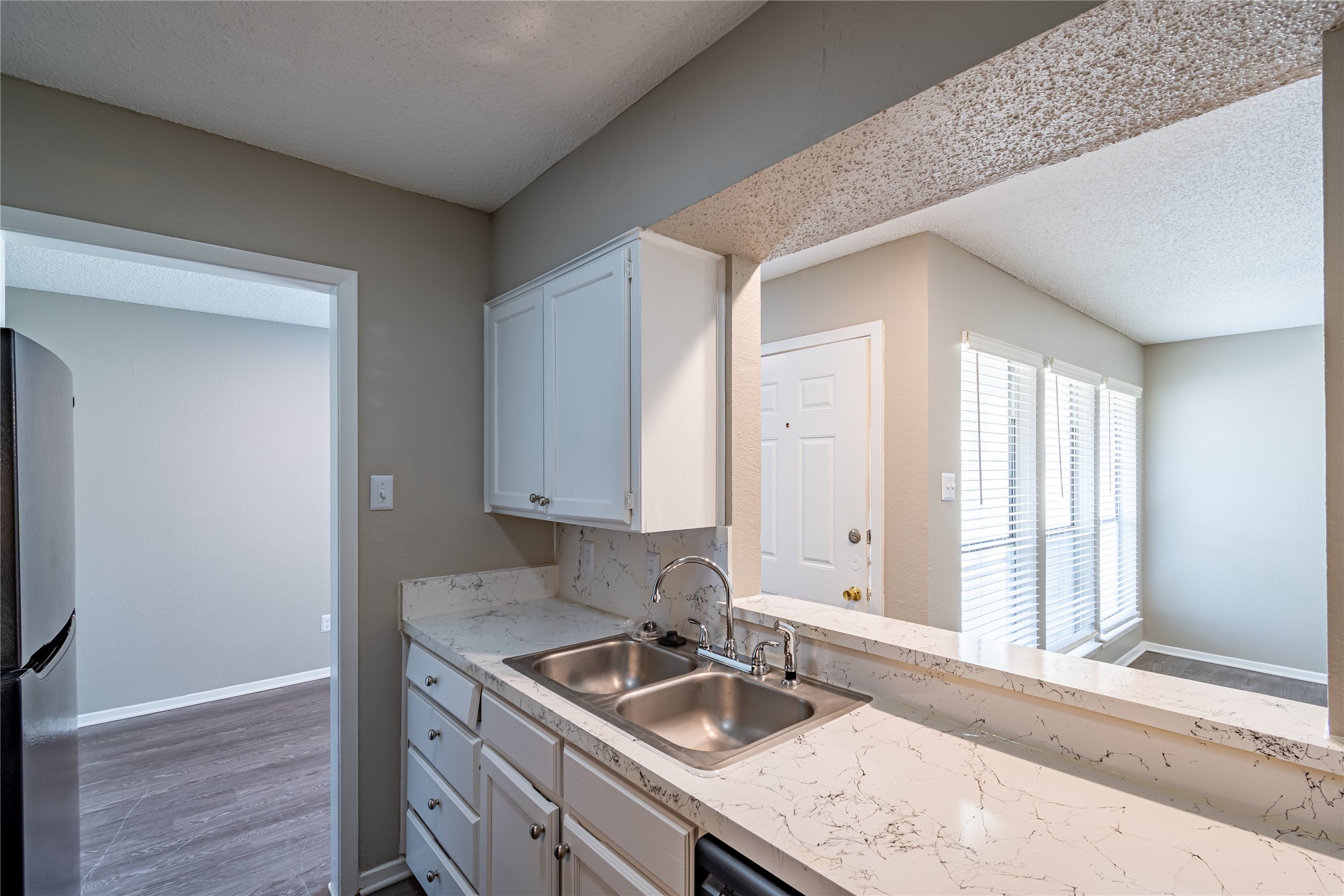 806 Treadwell Court UNIT&nbsp;B, Hurst, TX, 76053