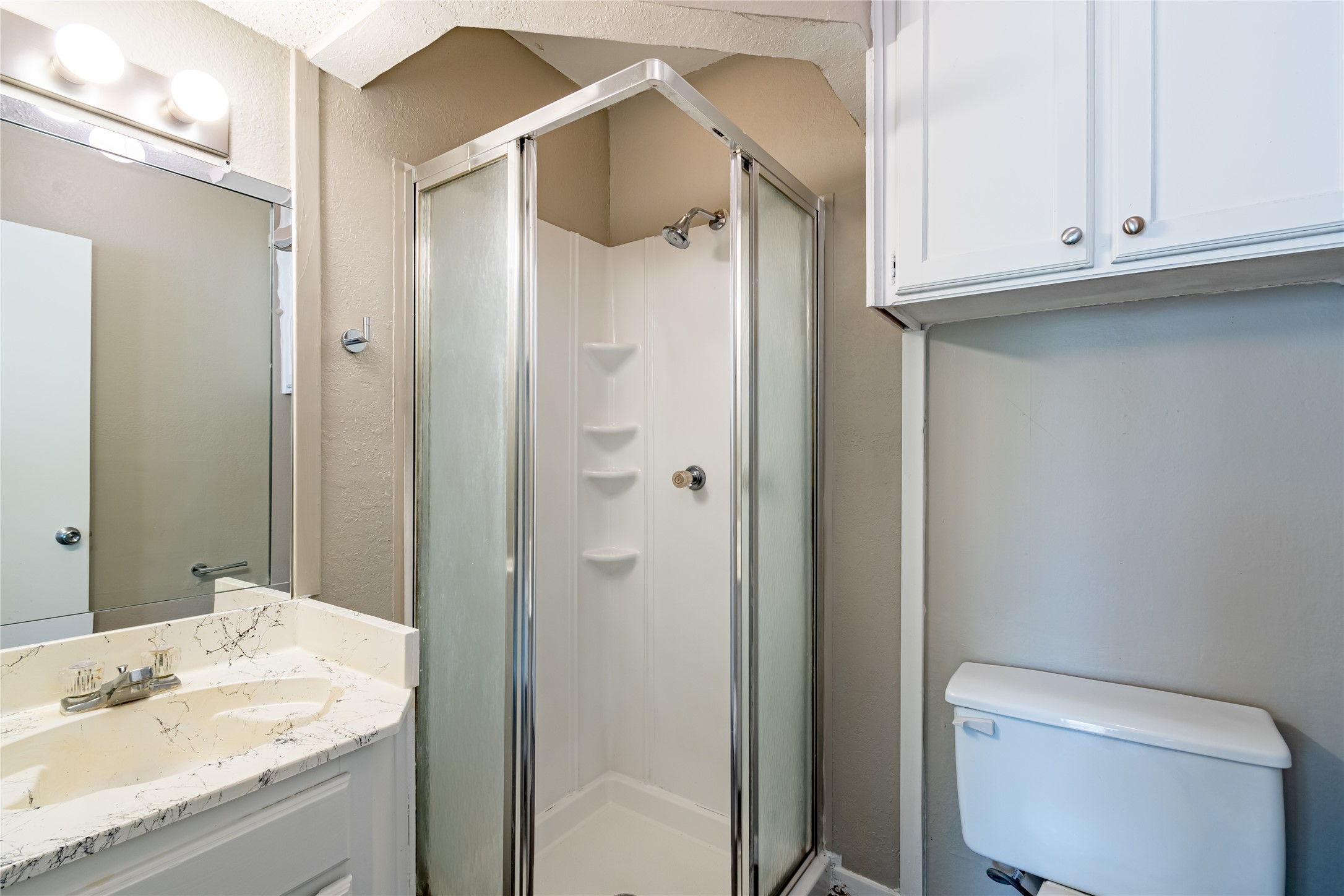 806 Treadwell Court UNIT&nbsp;B, Hurst, TX, 76053