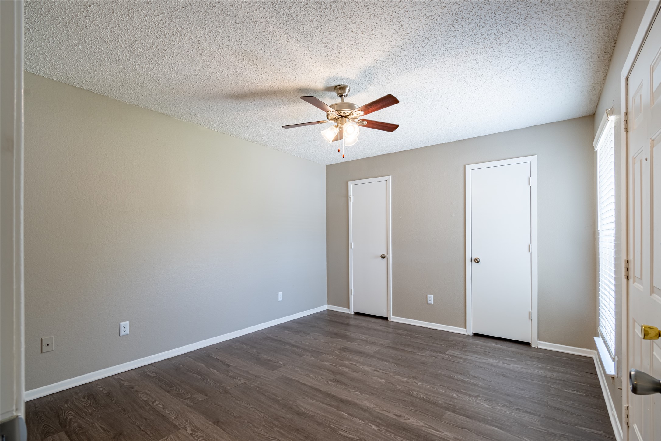 806 Treadwell Court UNIT&nbsp;B, Hurst, TX, 76053