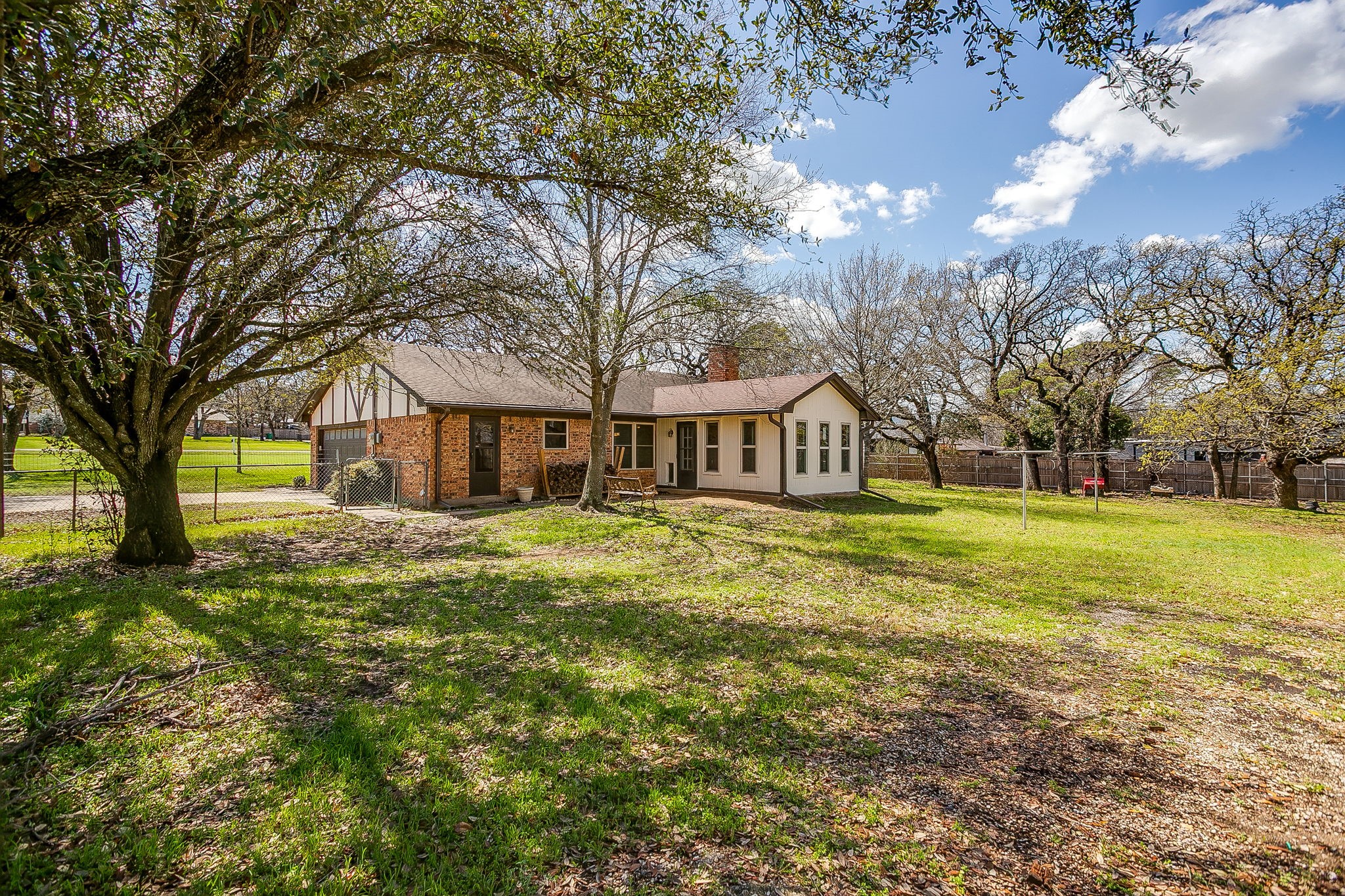 620 Donna Court, Burleson, TX, 76028