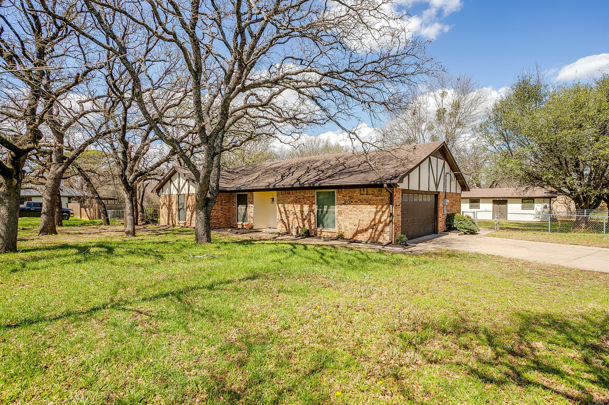 620 Donna Court, Burleson, TX, 76028