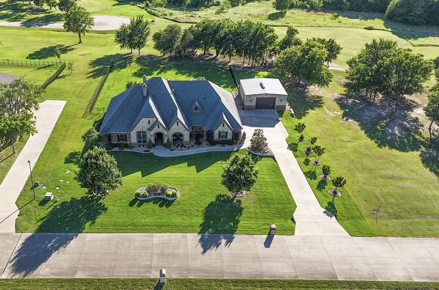 1387 Shadow Lakes Drive, Wills Point, TX, 75169