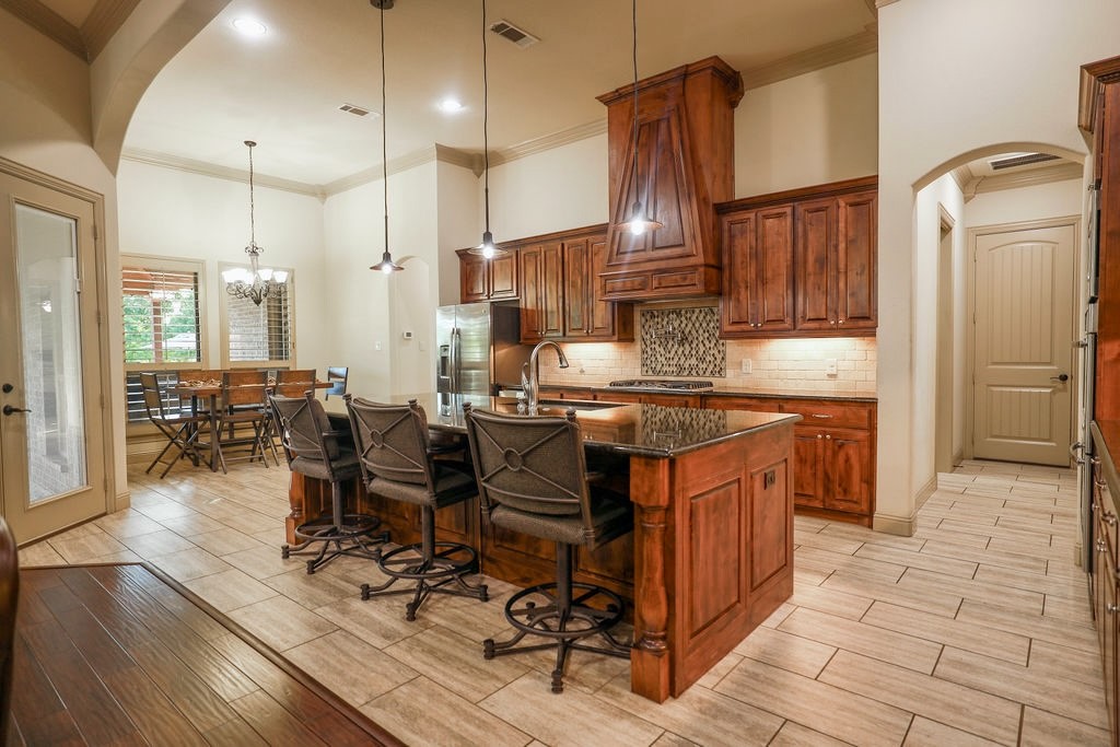 1387 Shadow Lakes Drive, Wills Point, TX, 75169