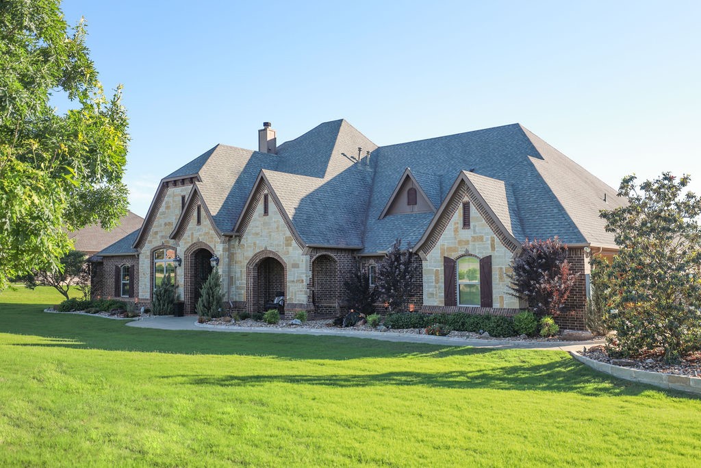 1387 Shadow Lakes Drive, Wills Point, TX, 75169