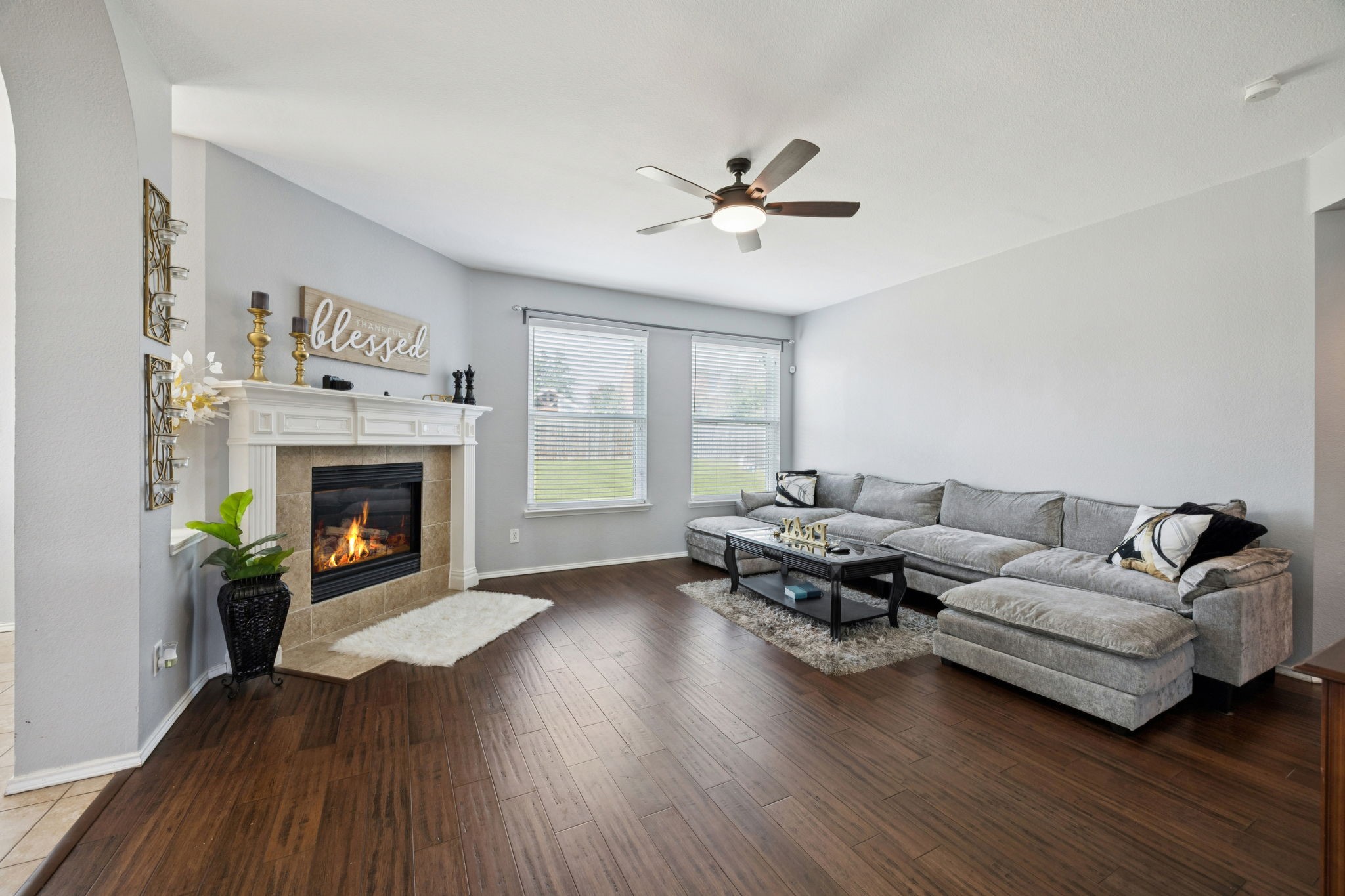 633 Daisy Drive, Desoto, TX, 75115
