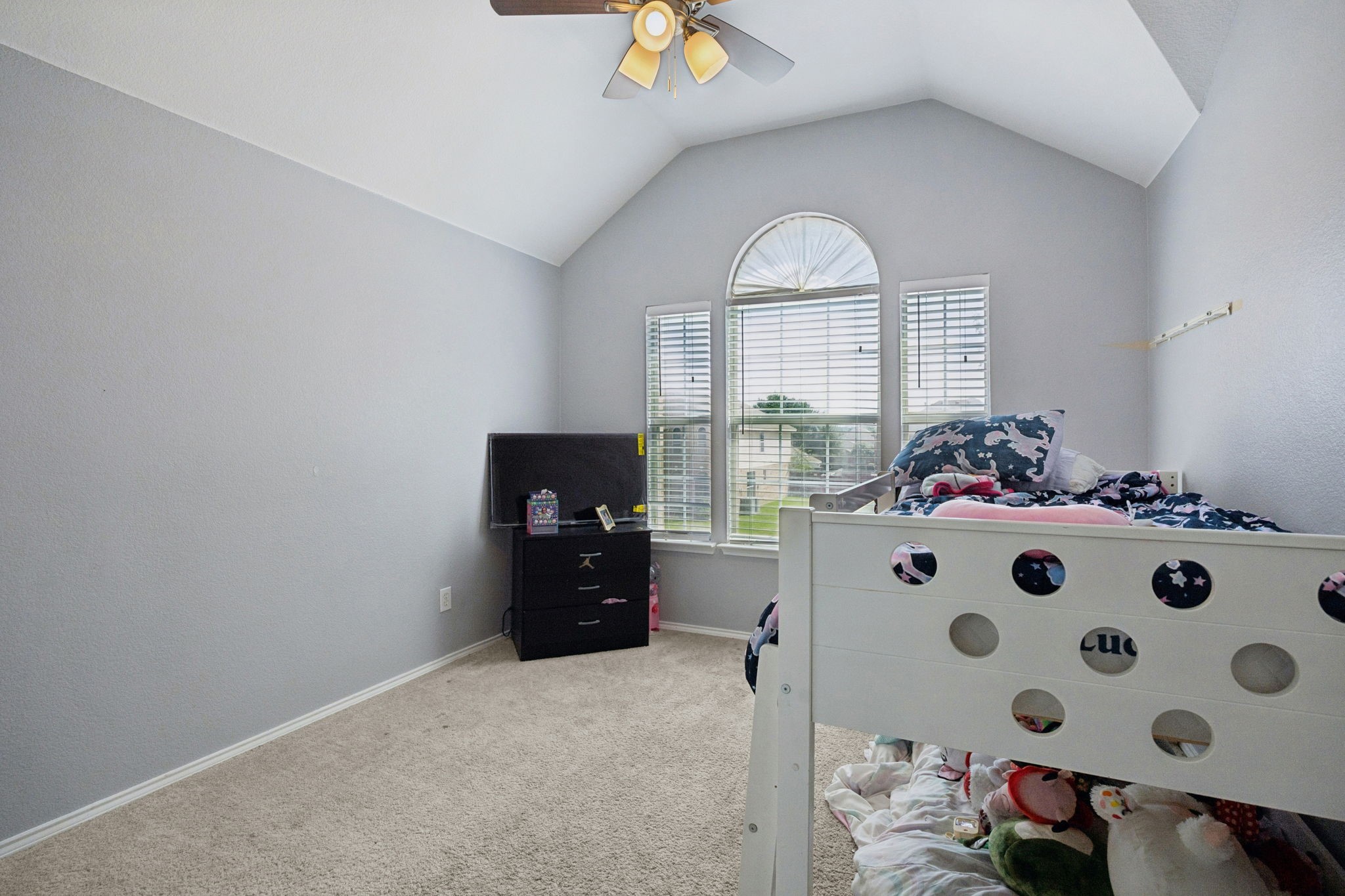 633 Daisy Drive, Desoto, TX, 75115