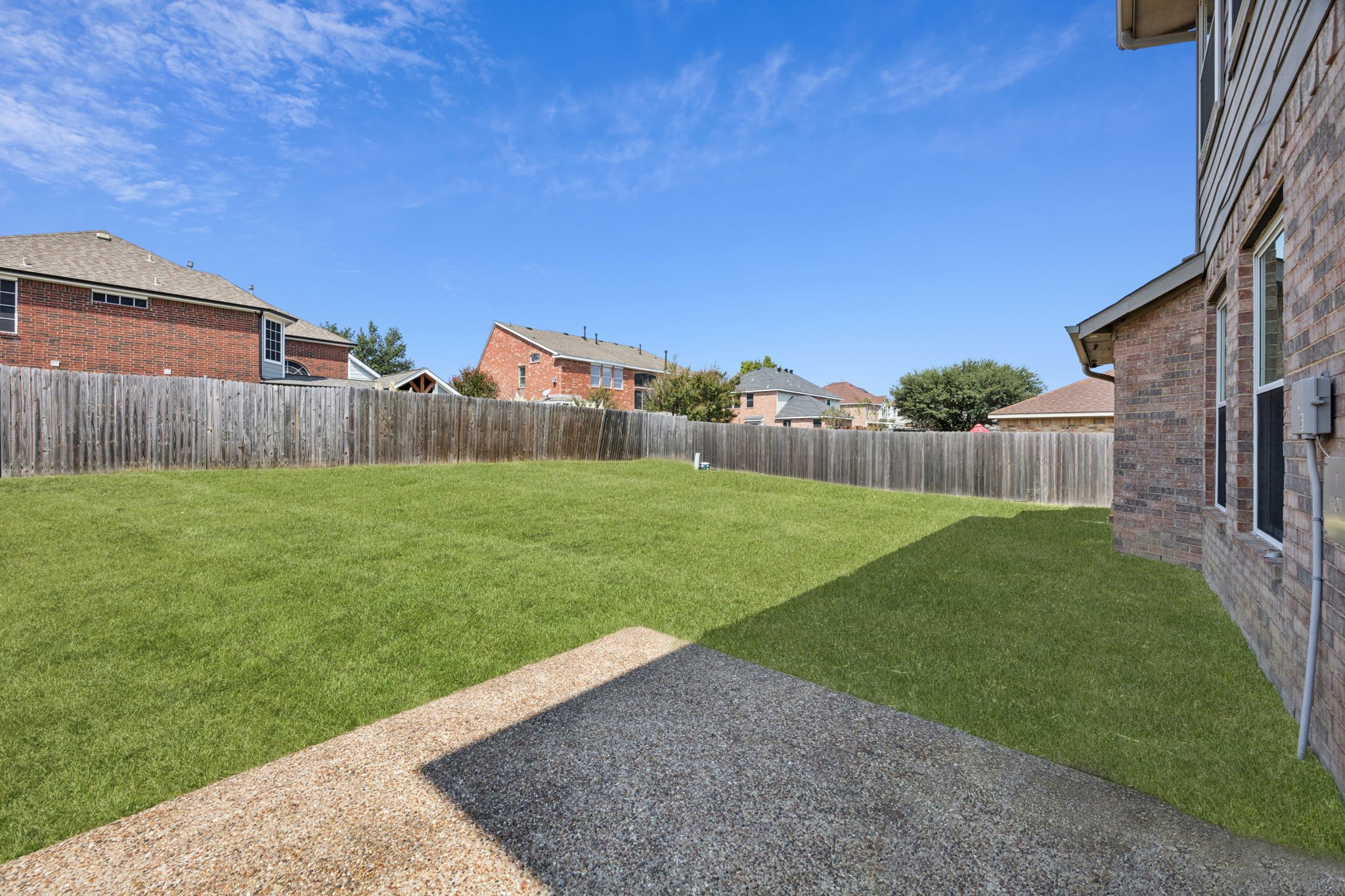 633 Daisy Drive, Desoto, TX, 75115
