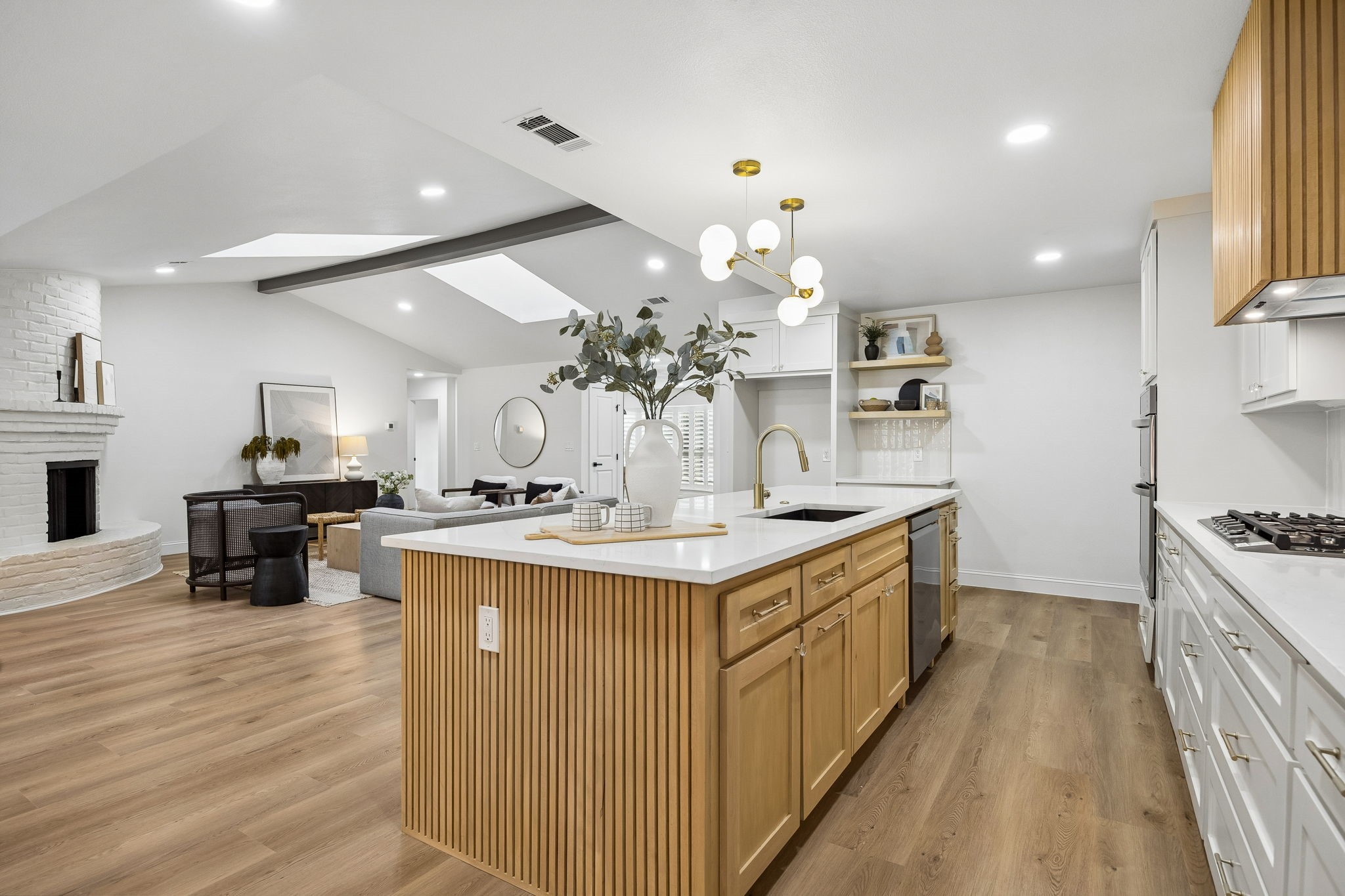 9376 Briarhurst Drive, Dallas, TX, 75243