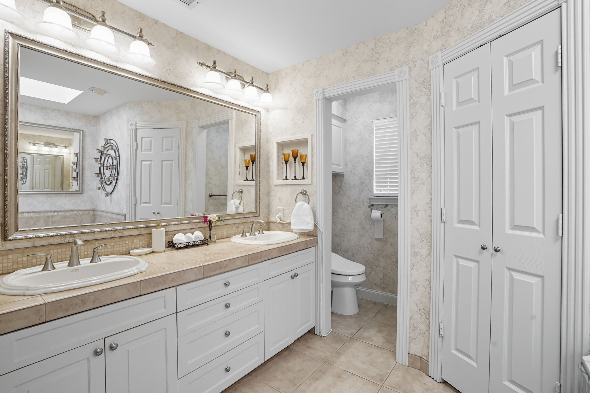 2517 Willowgate Lane, Carrollton, TX, 75006