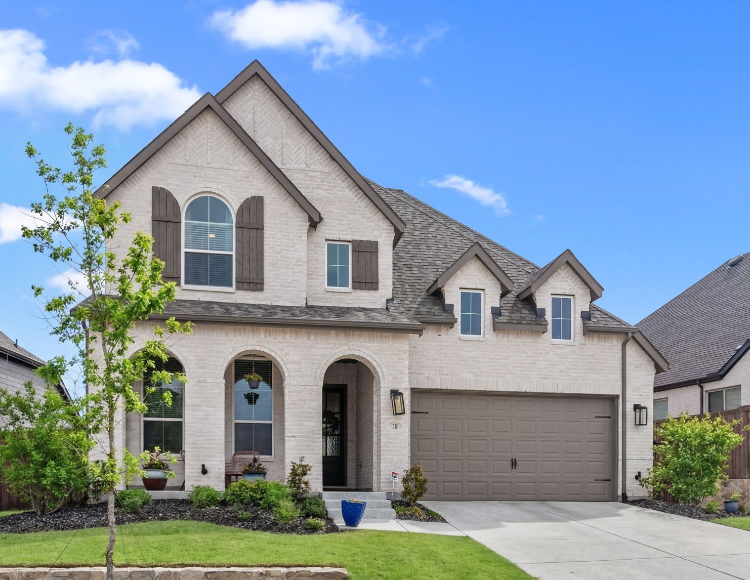 Property photo 03 of 1748 Boxwood Row Drive, Aubrey, TX 76227 | MLS #21206321