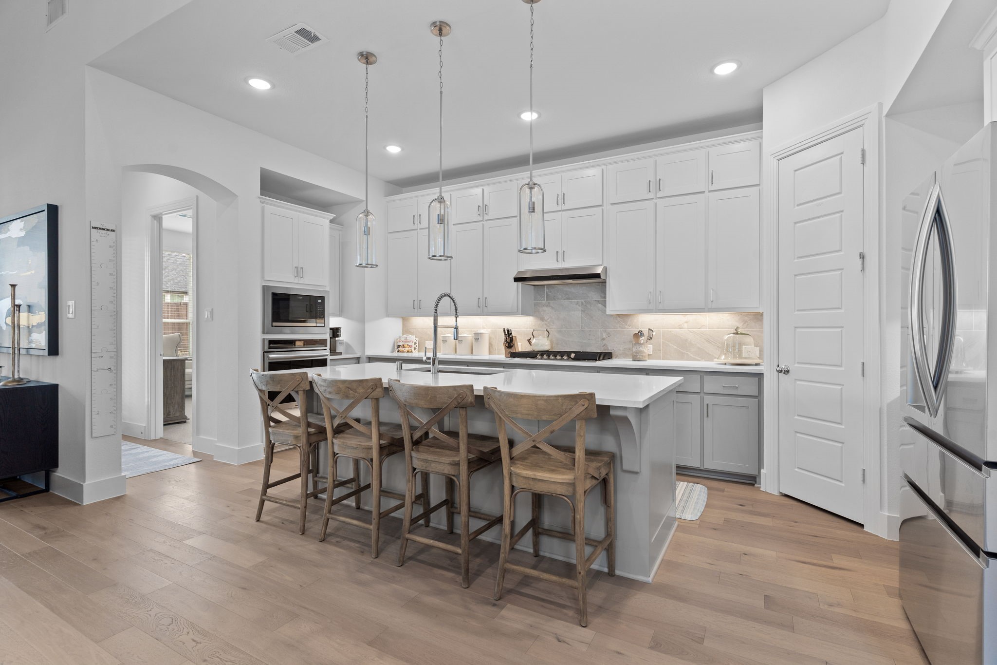 1748 Boxwood Row Drive, Aubrey, TX, 76227