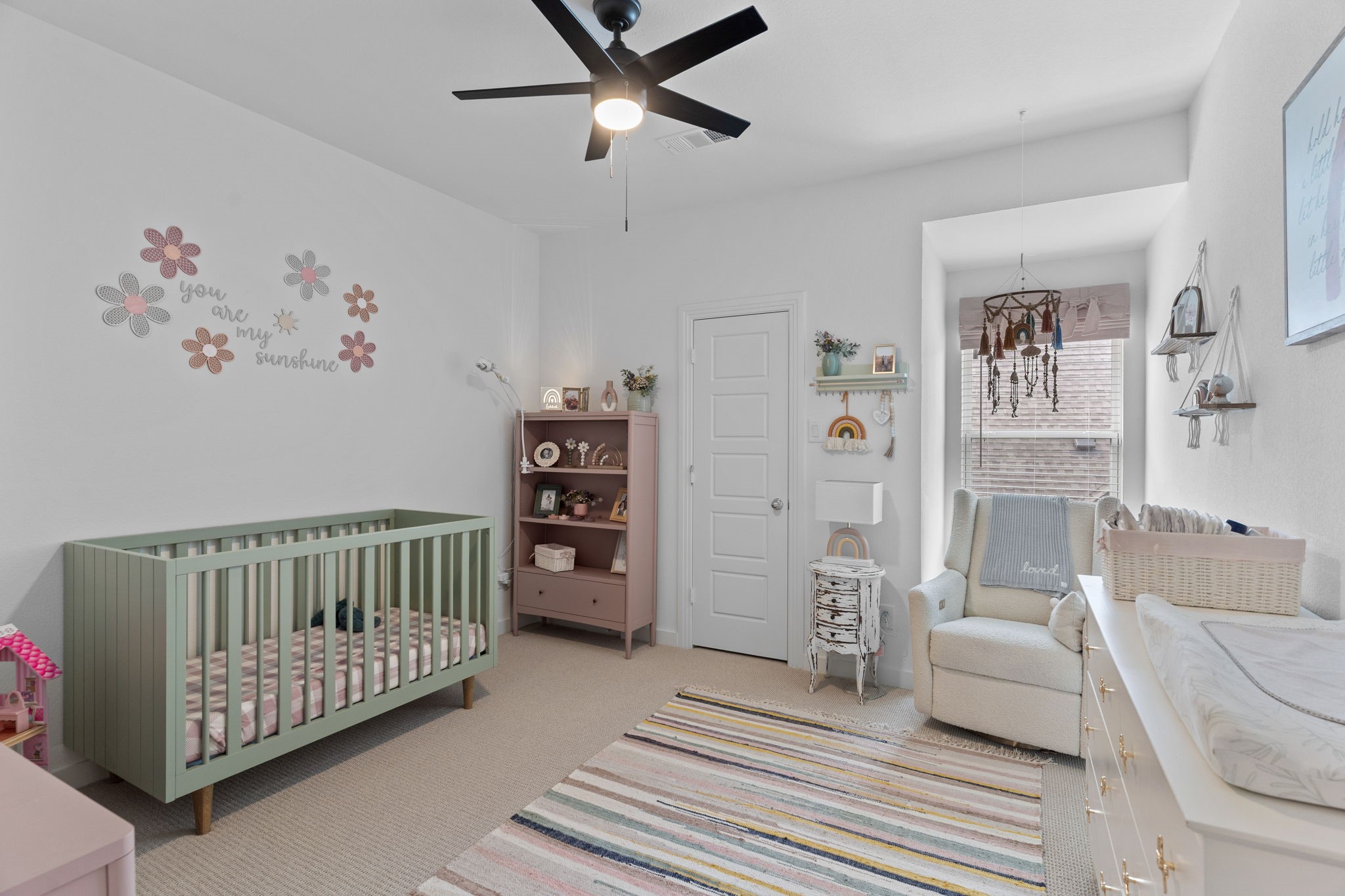 1748 Boxwood Row Drive, Aubrey, TX, 76227