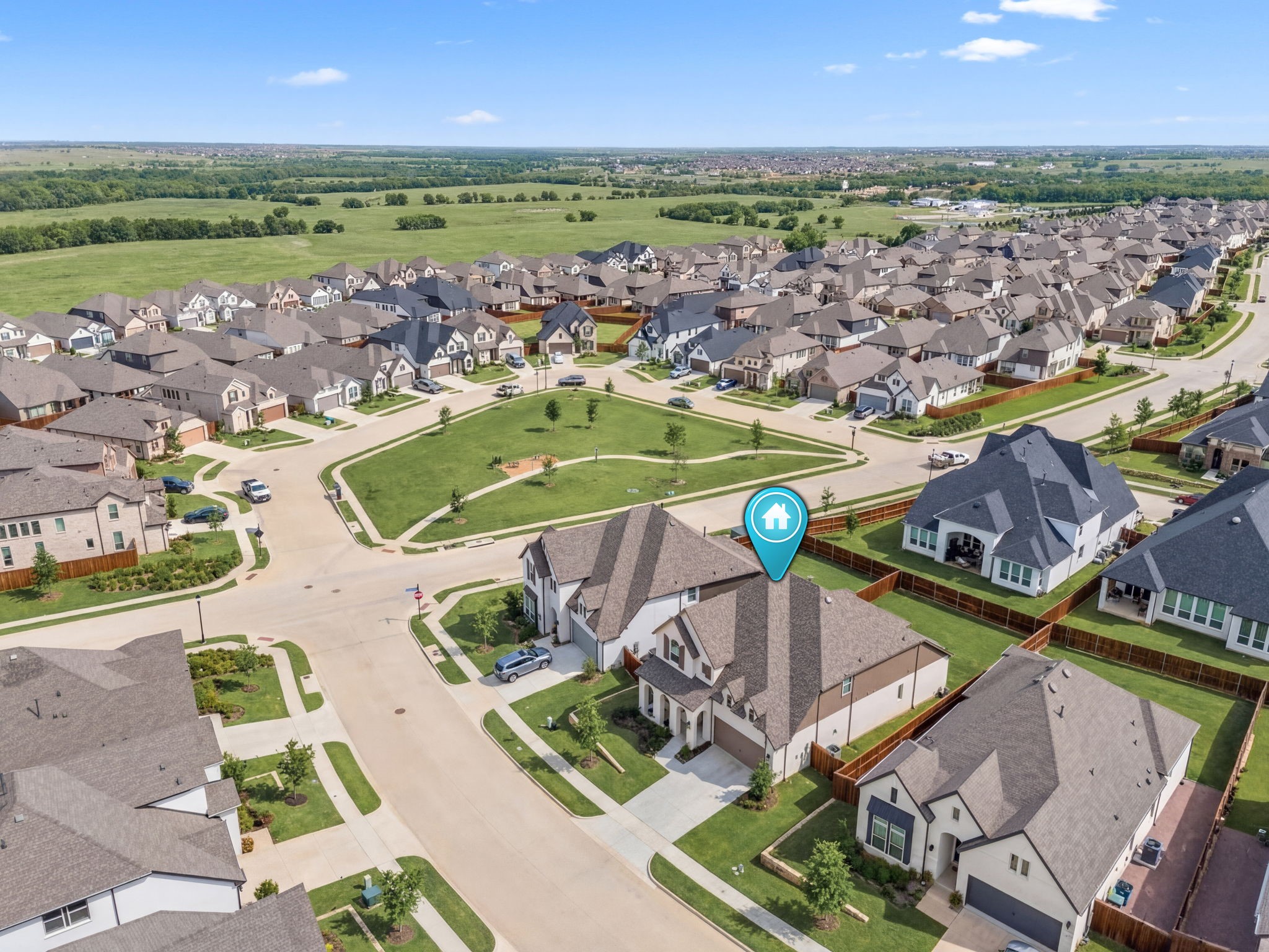 1748 Boxwood Row Drive, Aubrey, TX, 76227