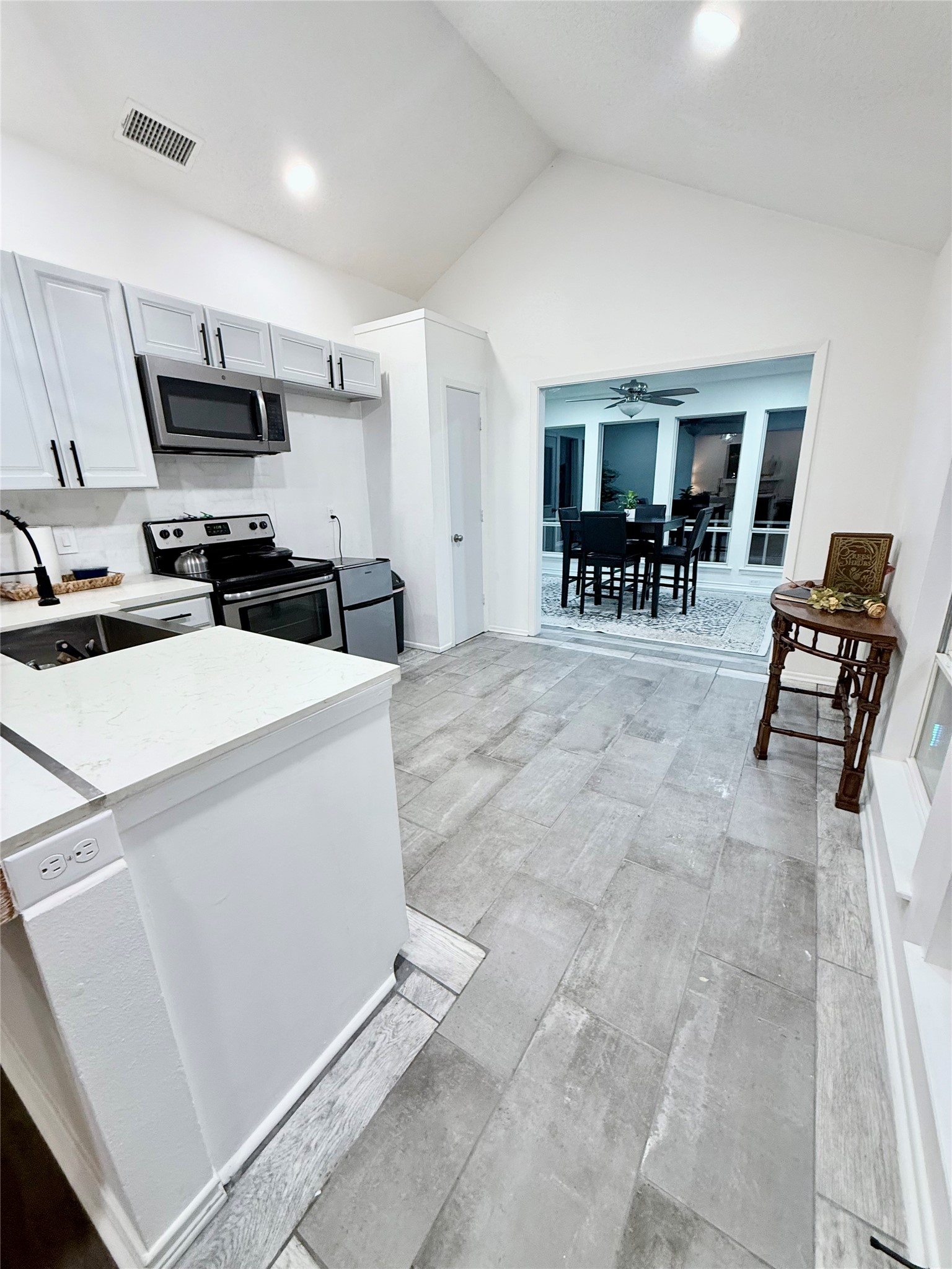 188 Candlelight Path, Hawkins, TX, 75765