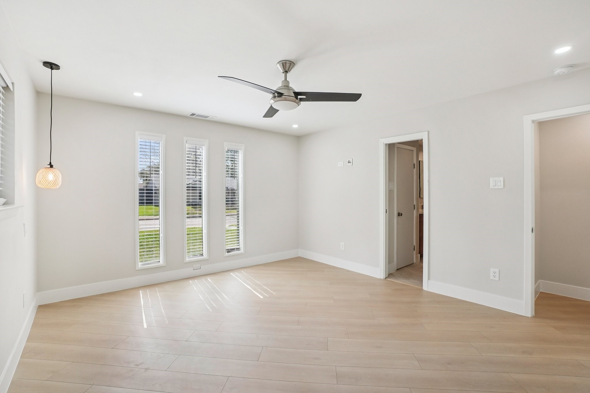 3237 Timberview Road, Dallas, TX, 75229