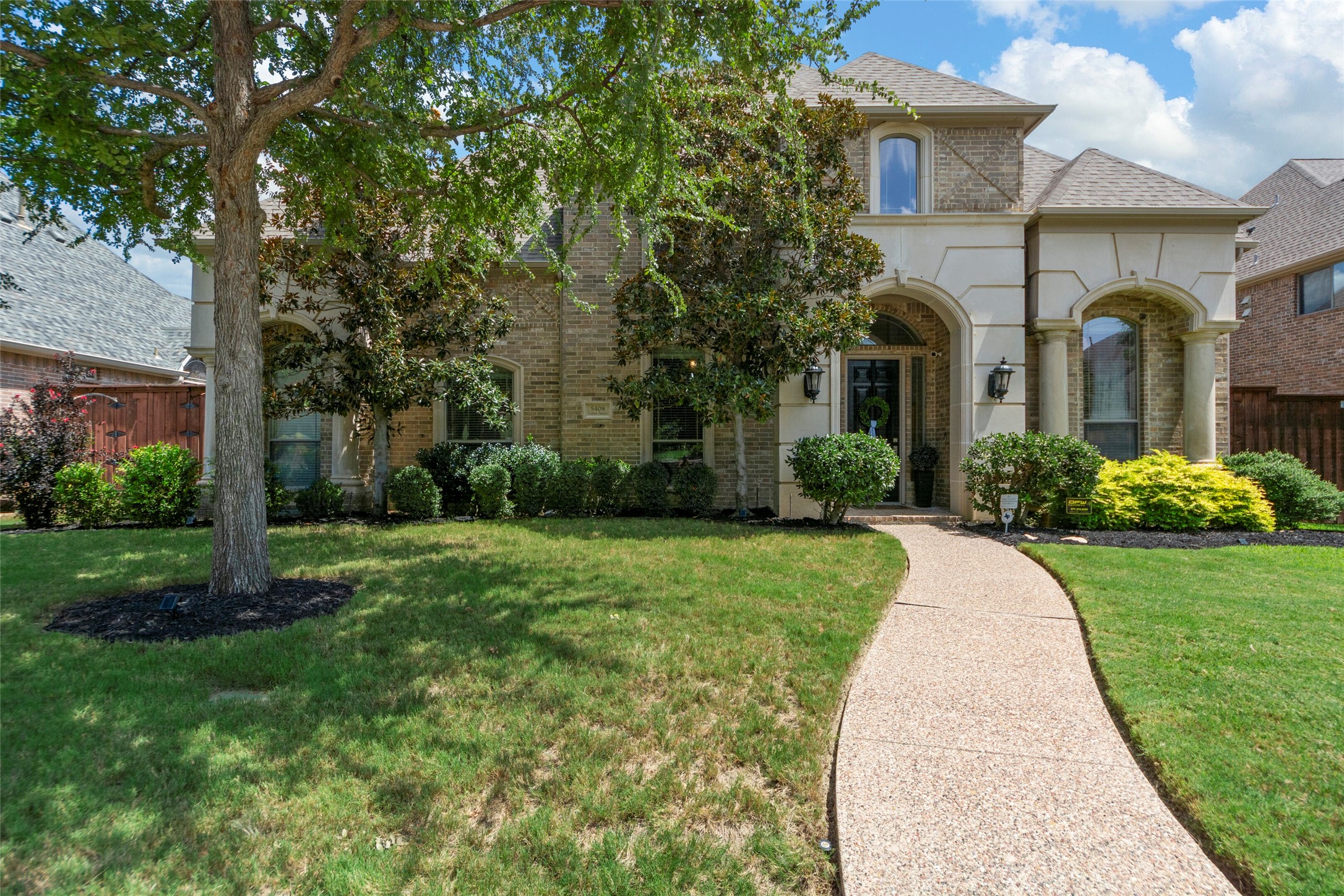 Property photo 01 of 5408 Golden Sunset Court, Frisco, TX 75036 | MLS #21206620
