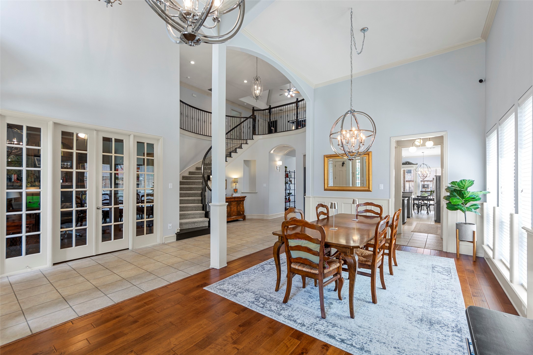 Property photo 02 of 5408 Golden Sunset Court, Frisco, TX 75036 | MLS #21206620