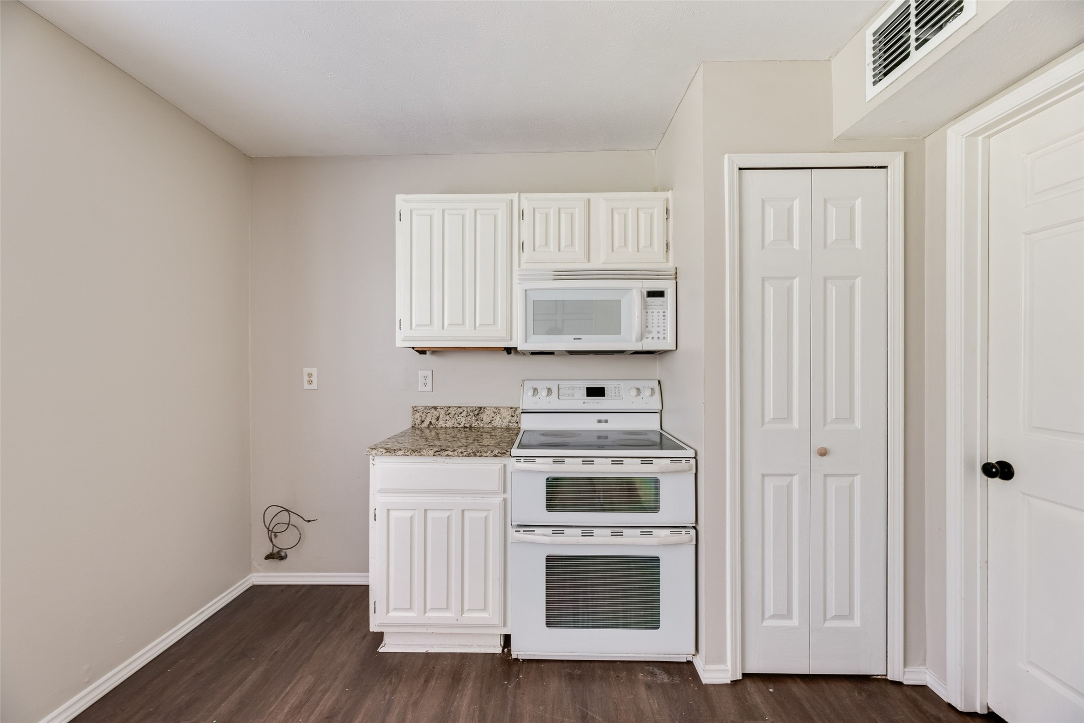 11136 Mccree Road, Dallas, TX, 75238