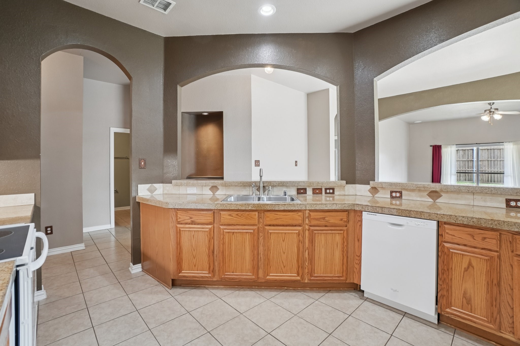 36 Heron Drive, Sanger, TX, 76266