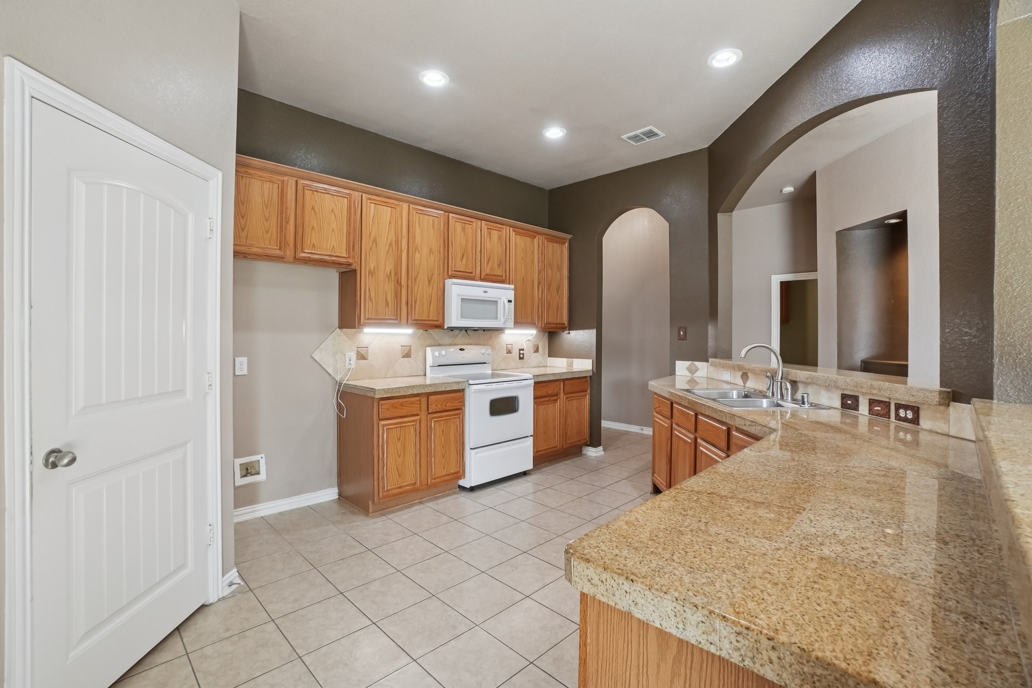 36 Heron Drive, Sanger, TX, 76266