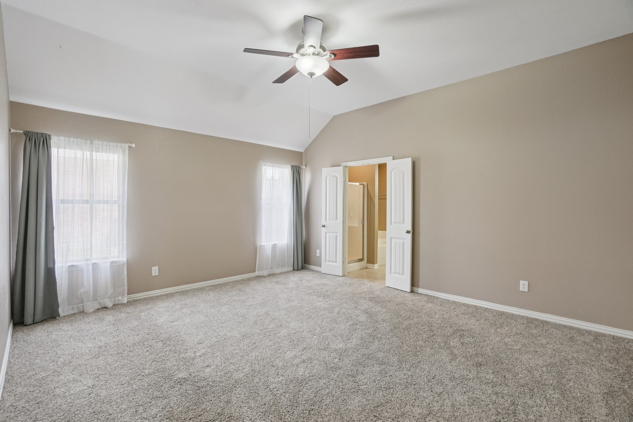 36 Heron Drive, Sanger, TX, 76266