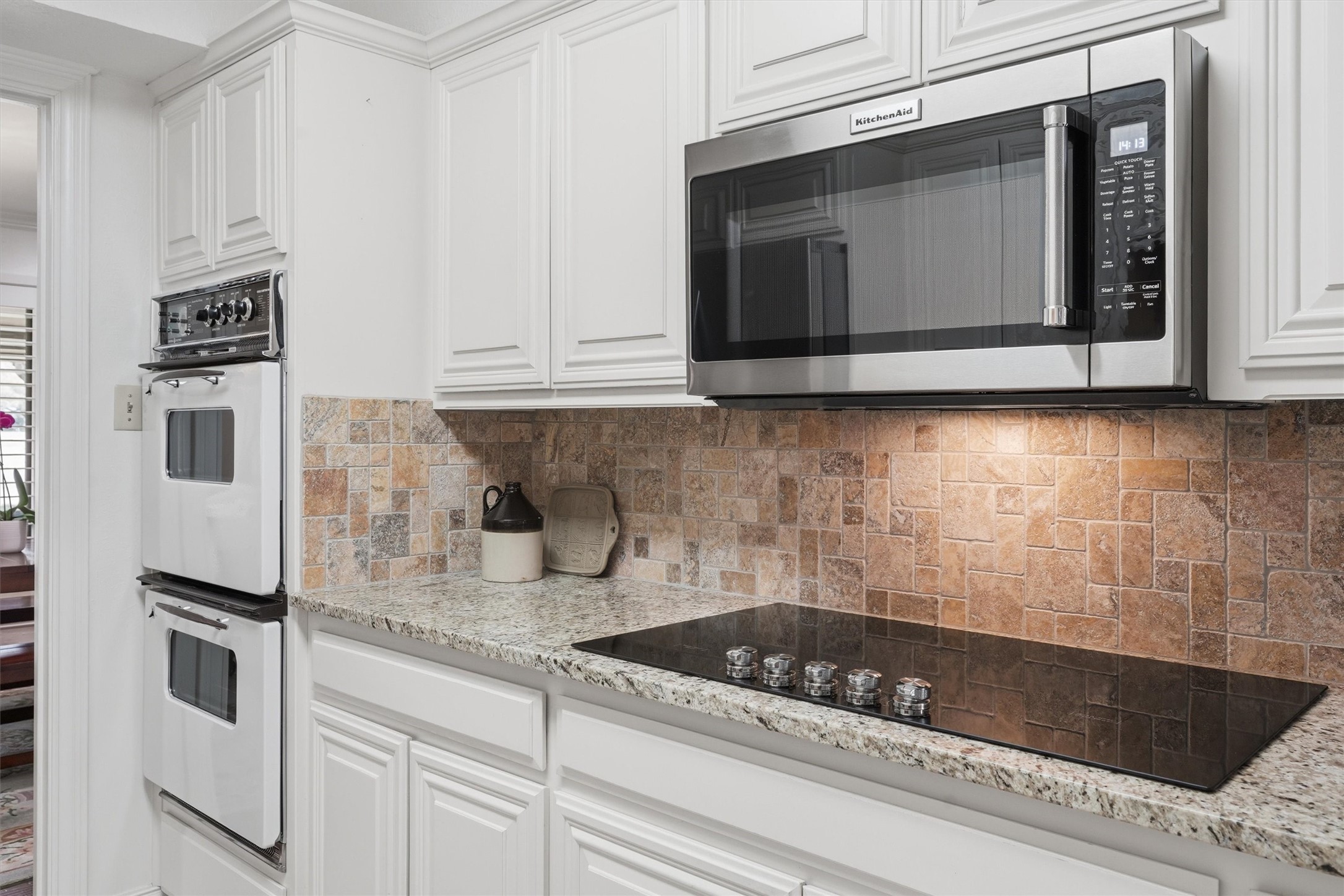 79 One Main Place, Benbrook, TX, 76126