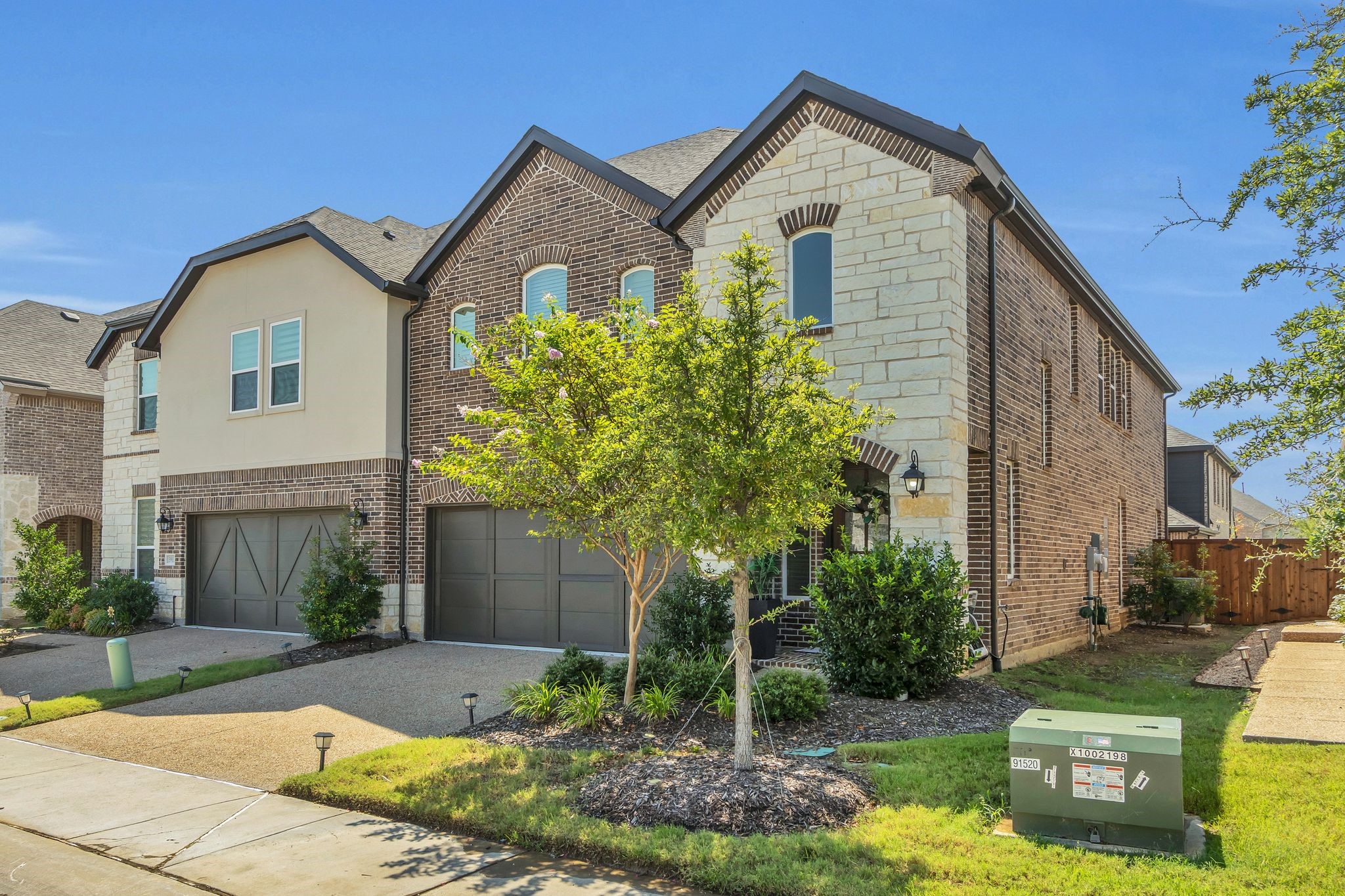 Property photo 03 of 3908 Lucan Lane, Lewisville, TX 75056 | MLS #21207687