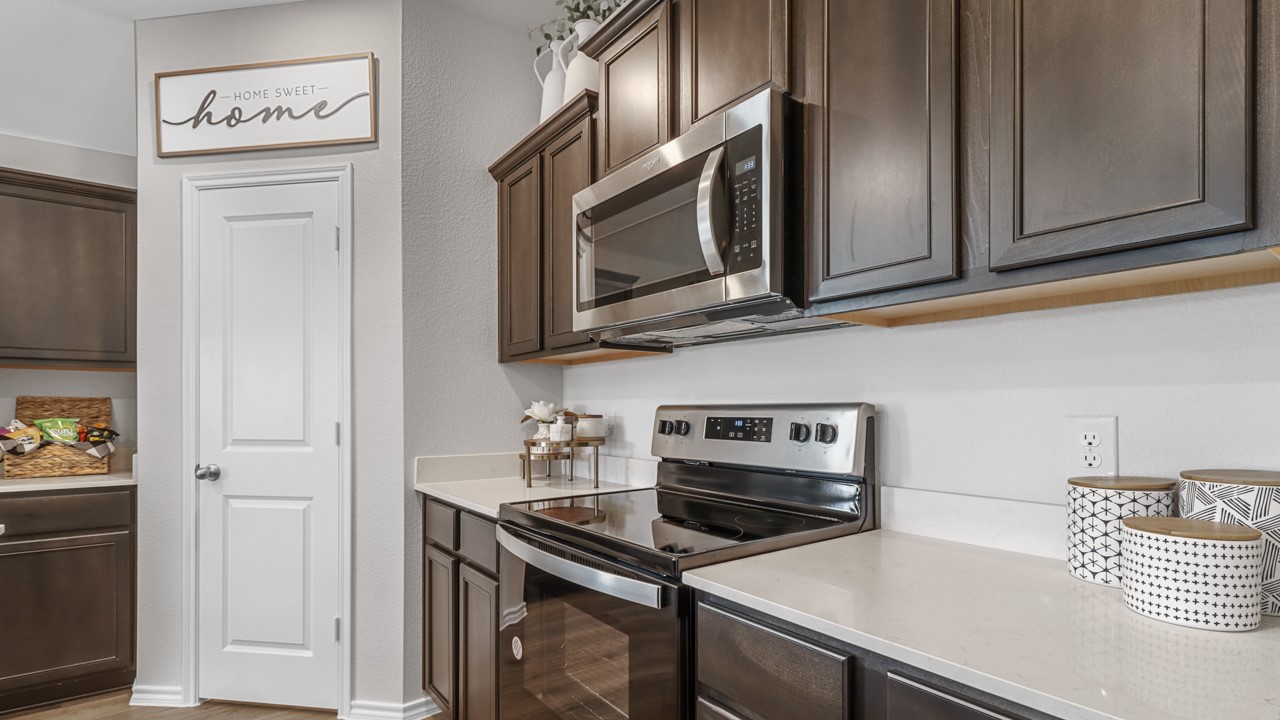 6013 Freedom Drive, Lindale, TX, 75771