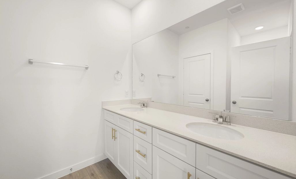 5708 Lakeview Drive, Watauga, TX, 76148