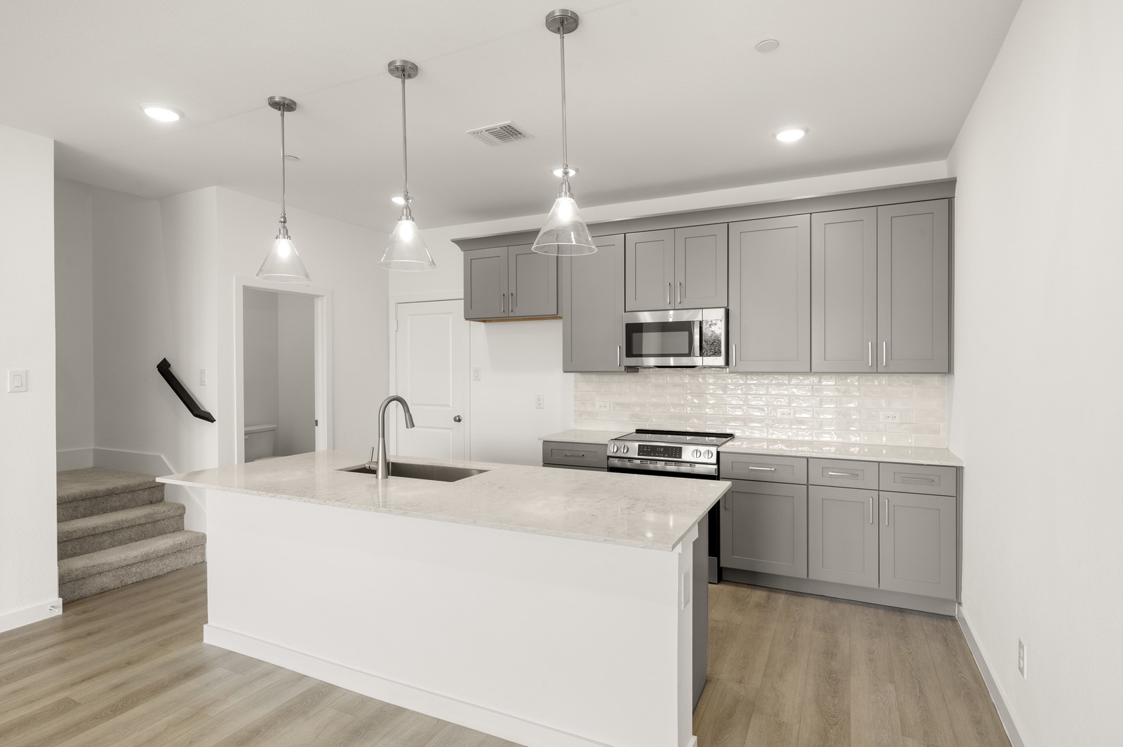 5708 Lakeview Drive, Watauga, TX, 76148